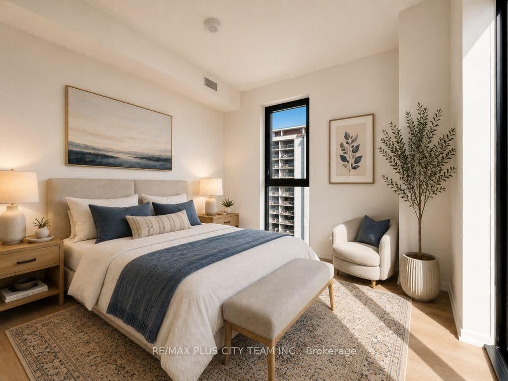 109 Erskine Avenue, Unit 1703 thumbnail 5