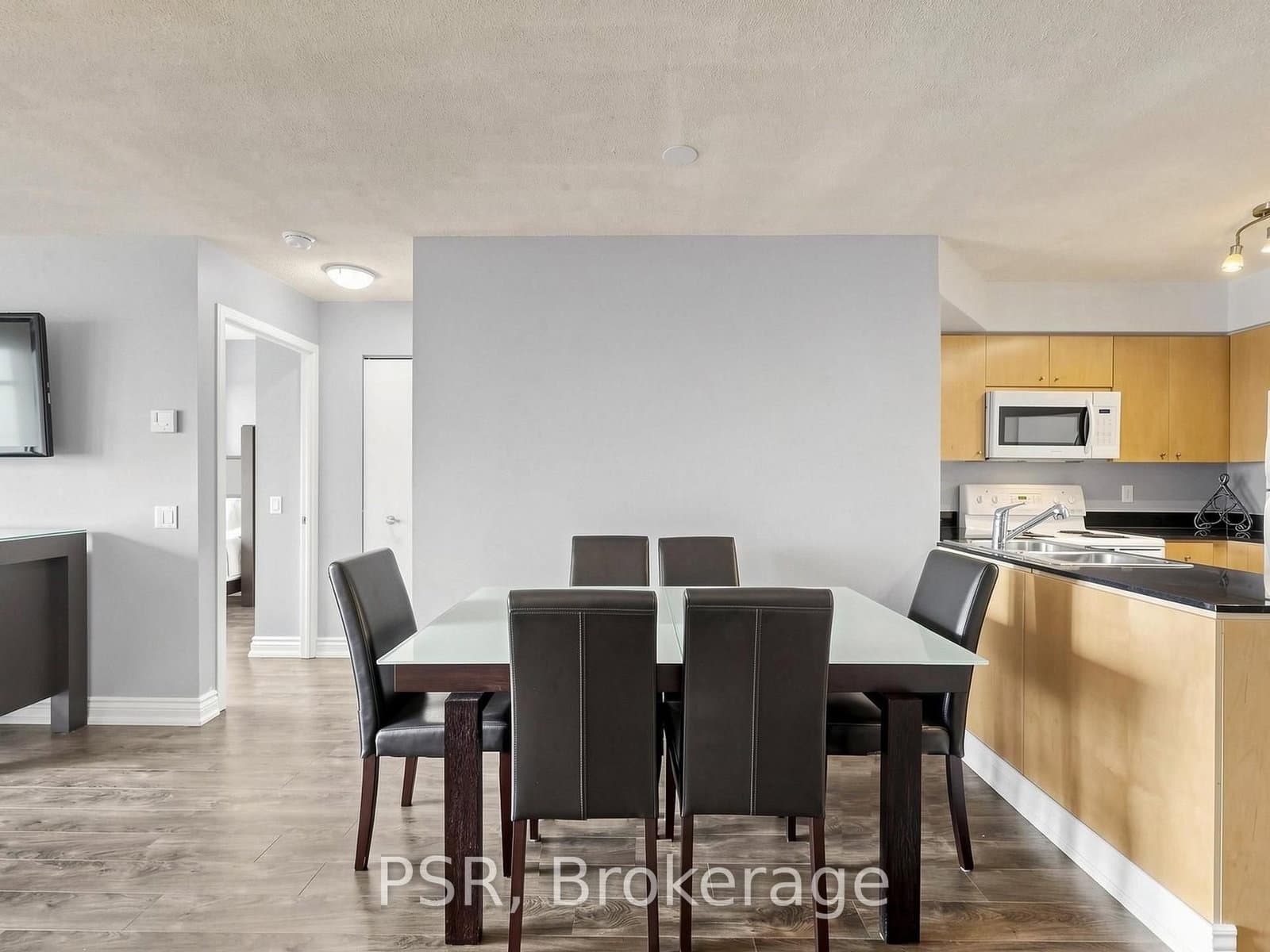 373 Front Street W, Unit 2006 thumbnail 11