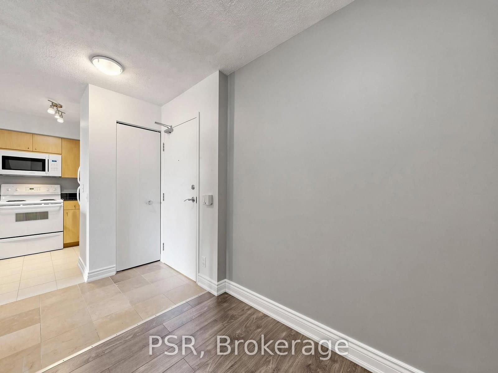 373 Front Street W, Unit 2006 thumbnail 21