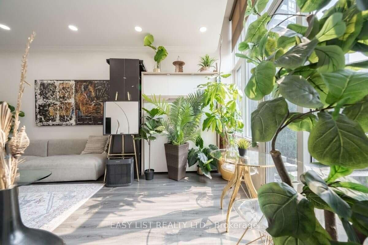 373 Front Street W, Unit 101 thumbnail 3