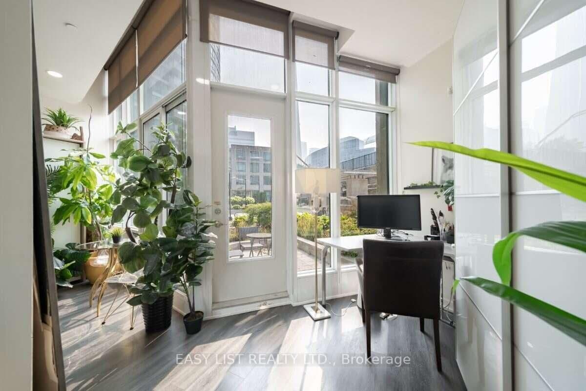 373 Front Street W, Unit 101 thumbnail 4