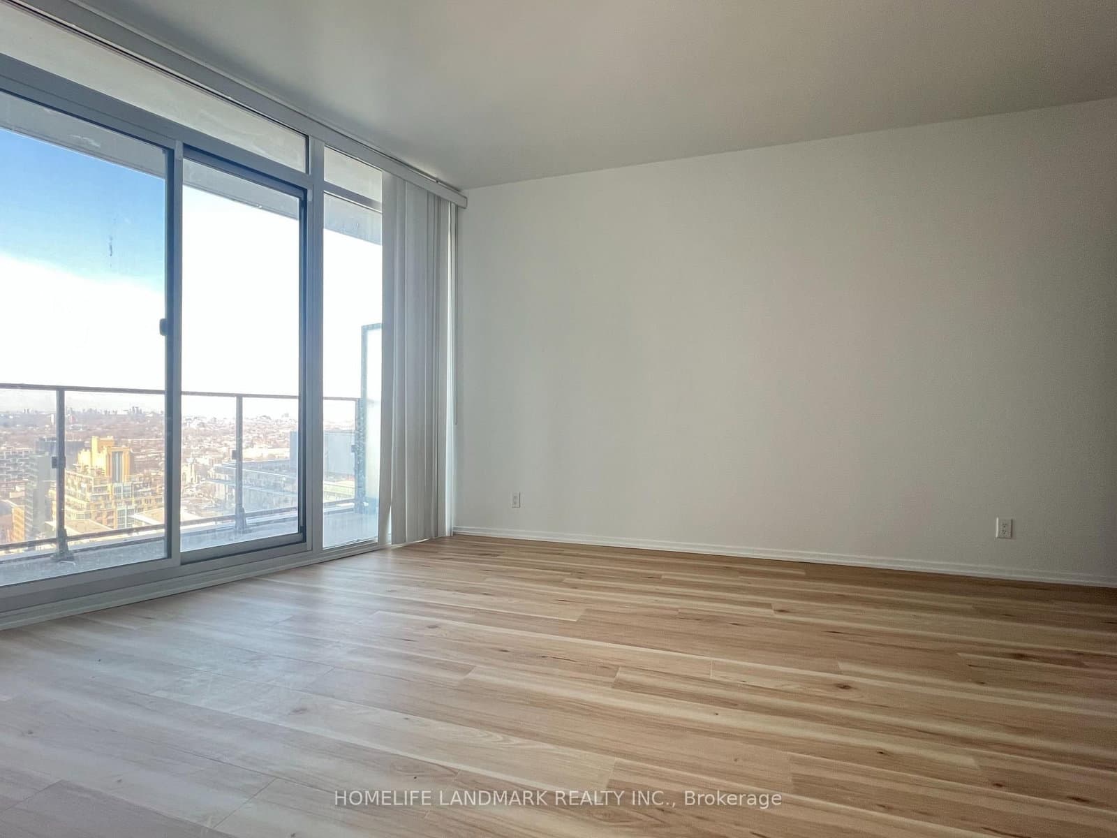 125 Peter Street, Unit 2301 thumbnail 6