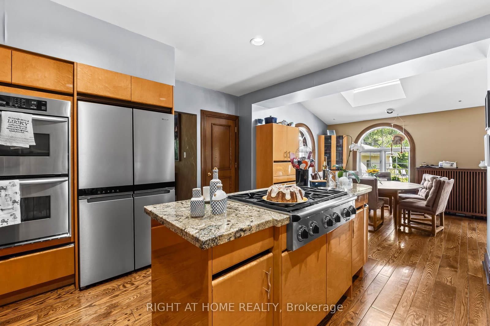 287 RUSSELL HILL Road thumbnail 19