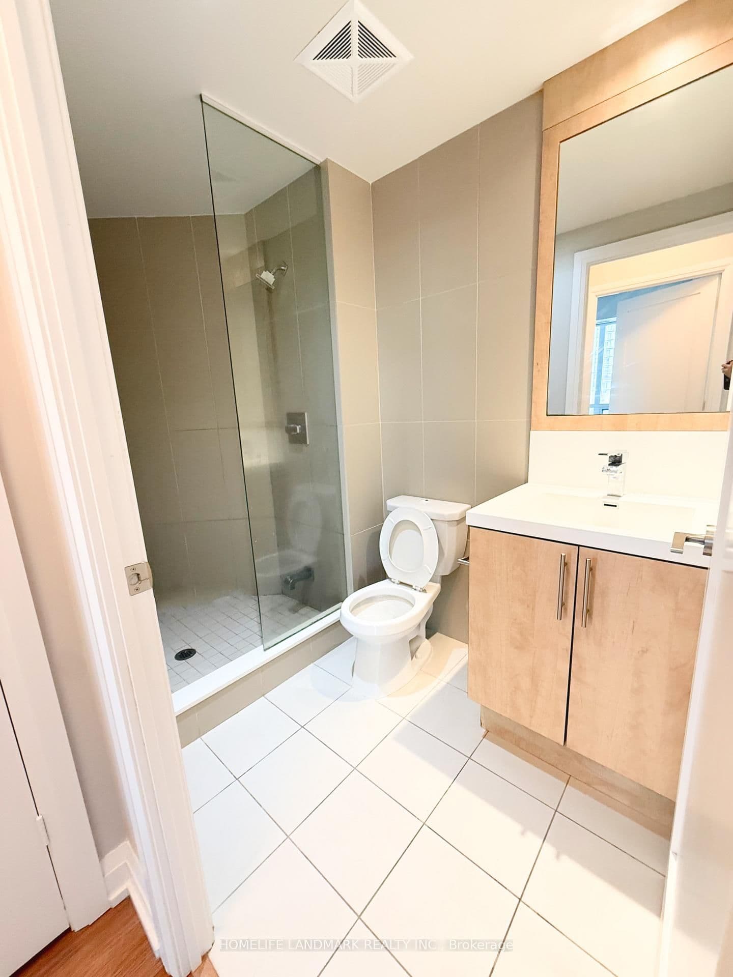 5 Sheppard Avenue E, Unit 2322 thumbnail 8