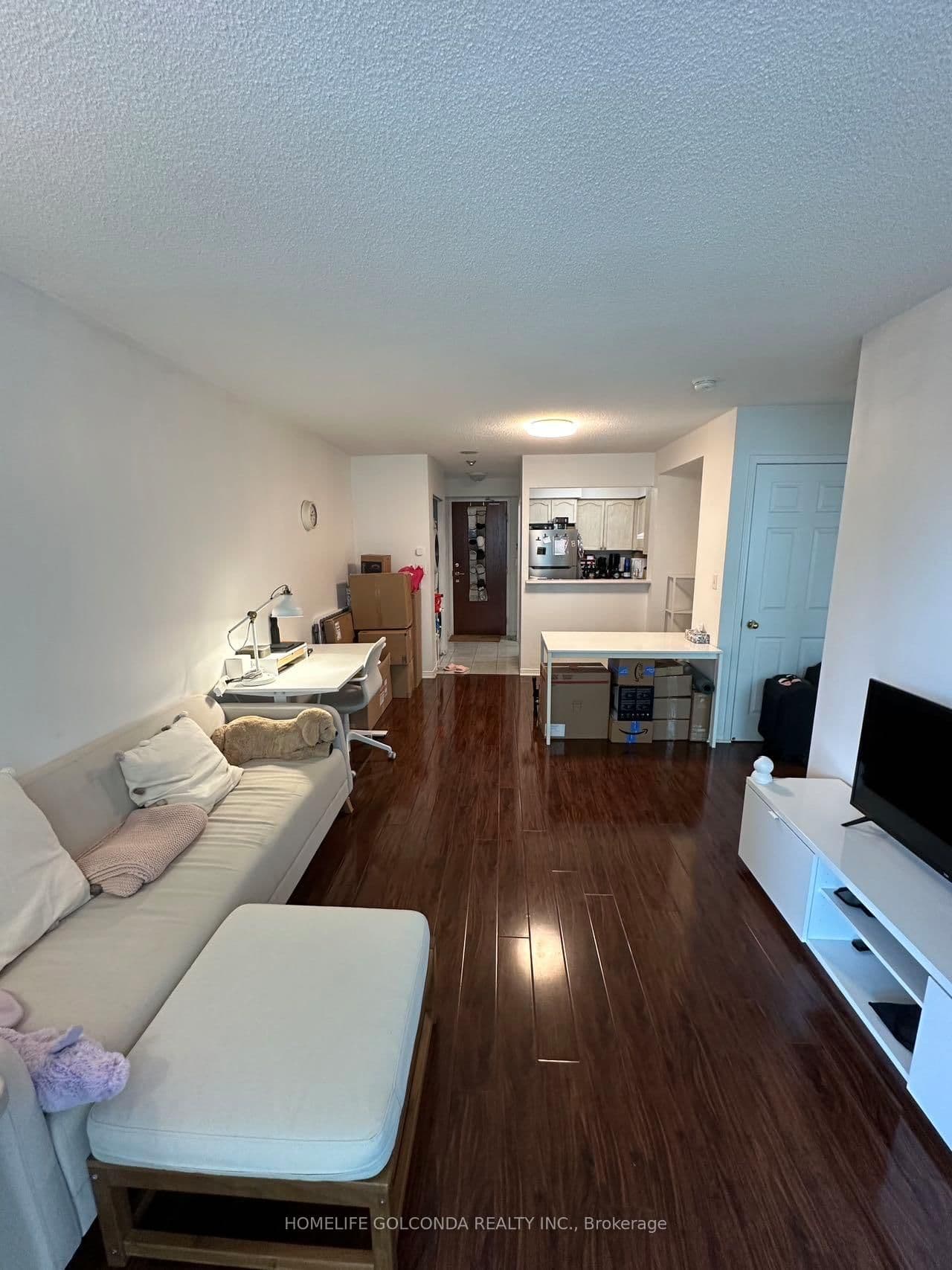 39 Pemberton Avenue, Unit 416 thumbnail 4