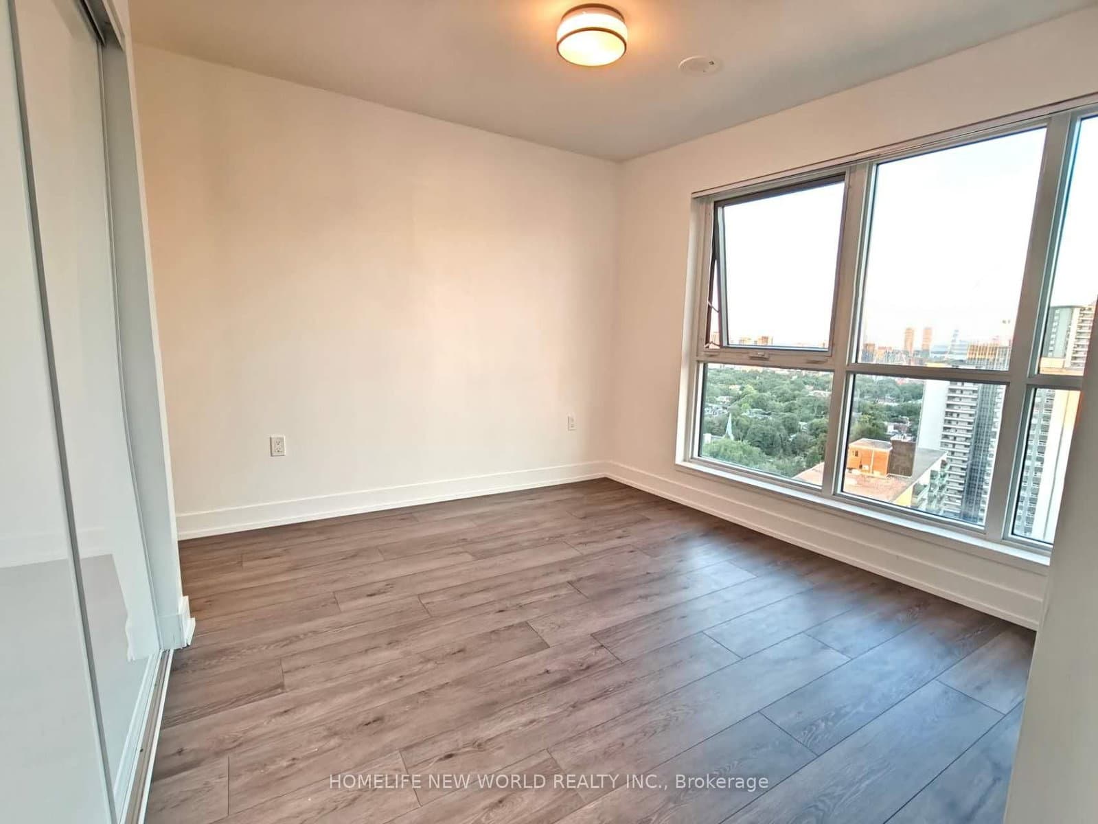 585 BLOOR Street E, Unit 2220 thumbnail 13