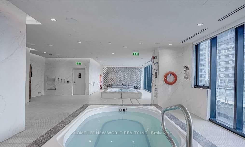 585 BLOOR Street E, Unit 2220 thumbnail 5