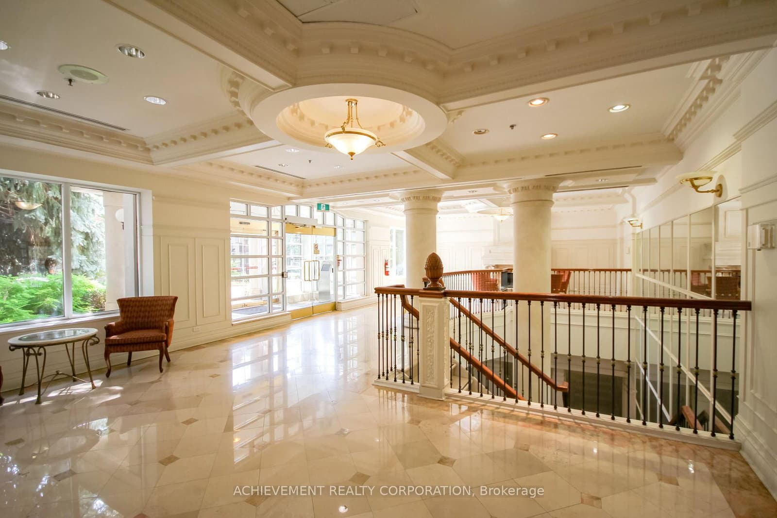 18 Sommerset Way, Unit 1016 - Image 1