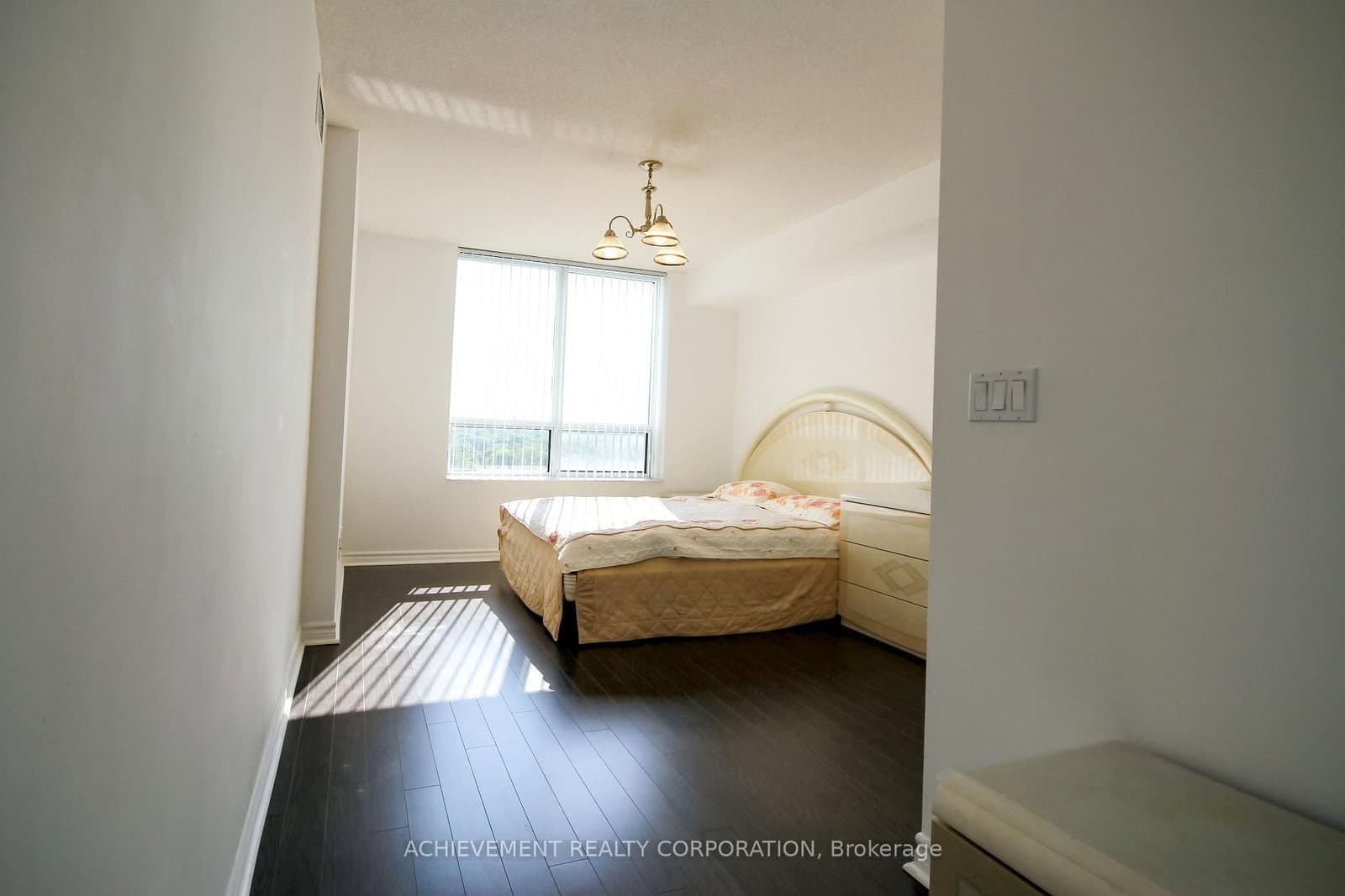 18 Sommerset Way, Unit 1016 thumbnail 12