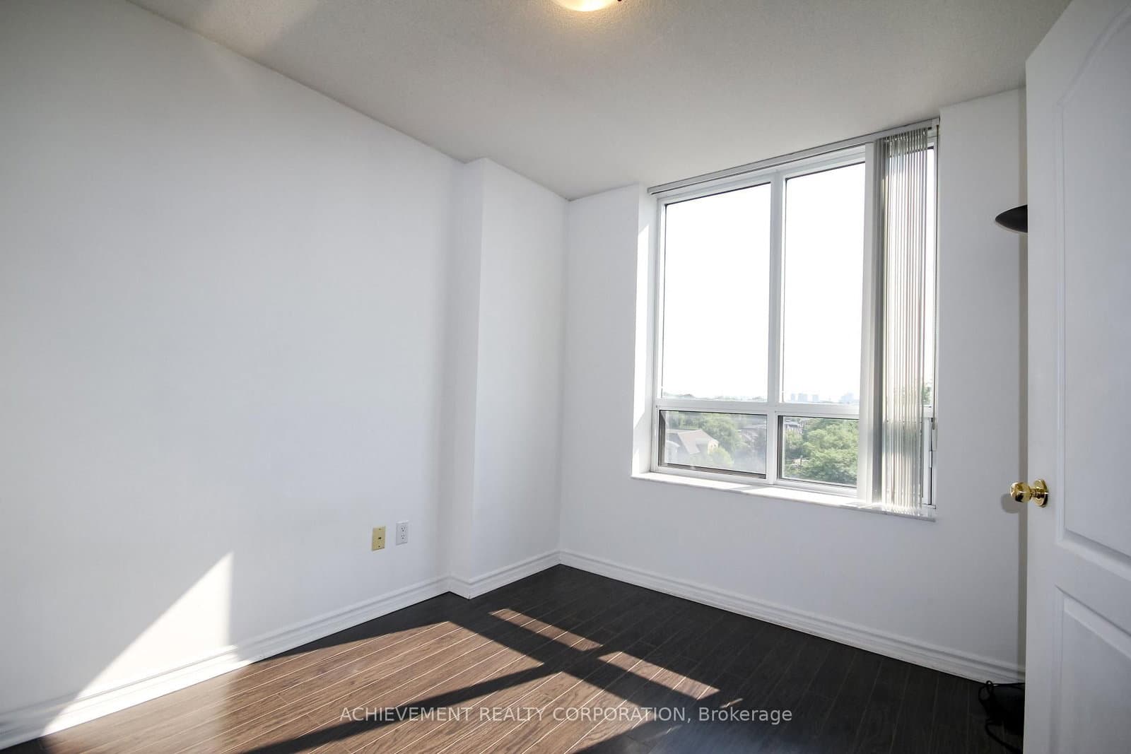 18 Sommerset Way, Unit 1016 thumbnail 14