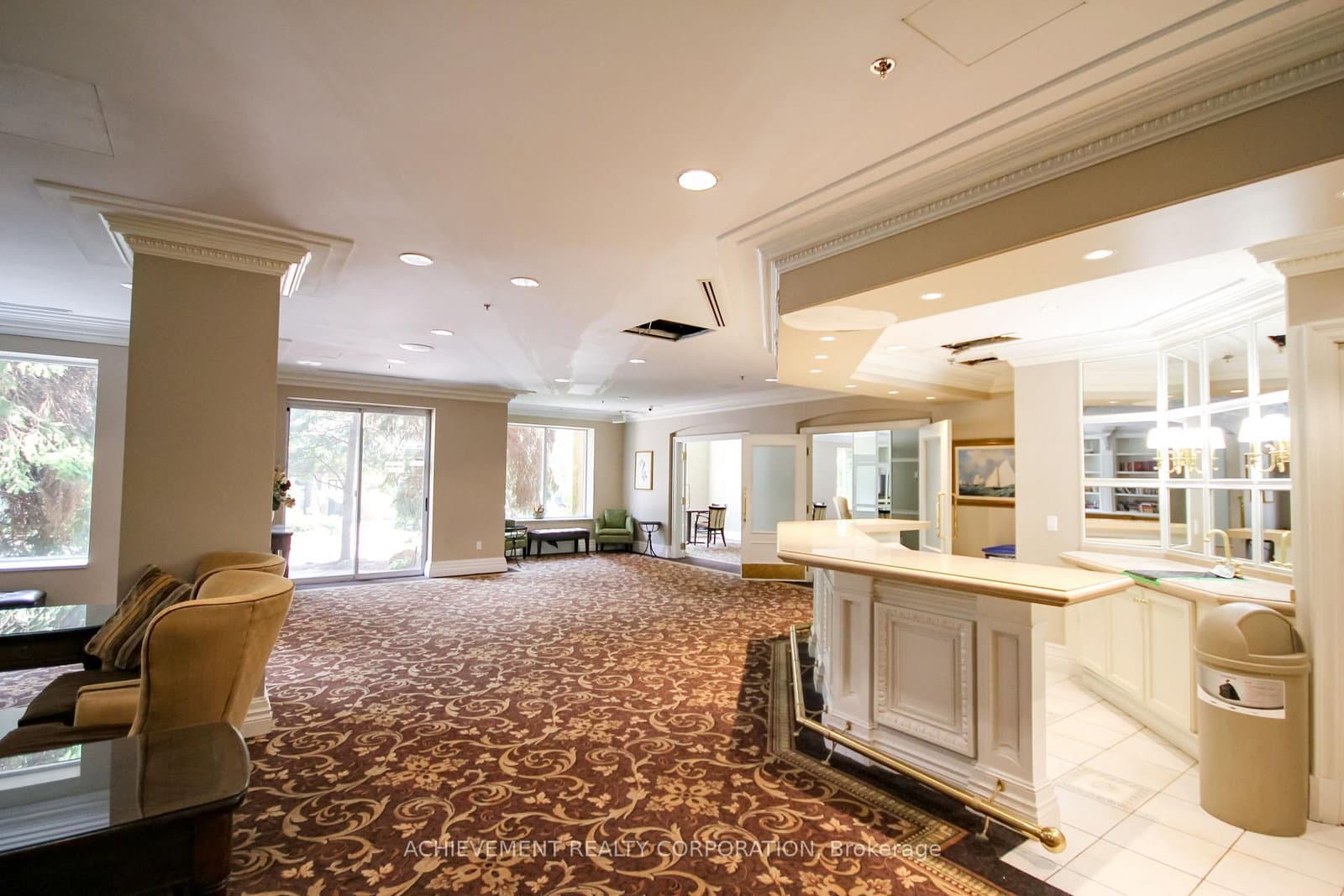 18 Sommerset Way, Unit 1016 thumbnail 5