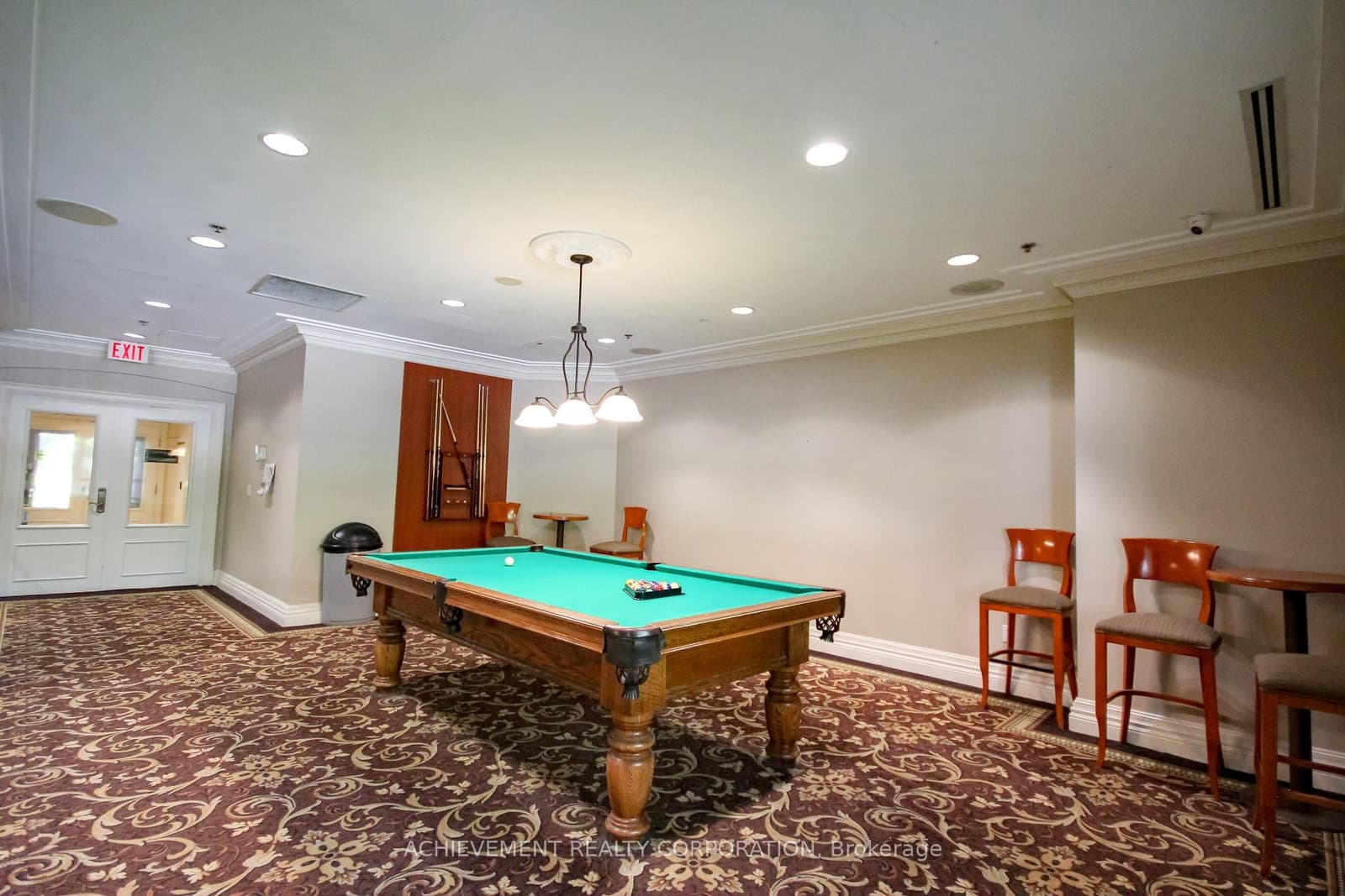 18 Sommerset Way, Unit 1016 thumbnail 6