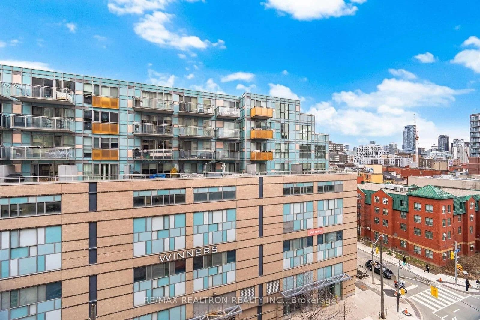 543 Richmond Street W, Unit 1427 thumbnail 14