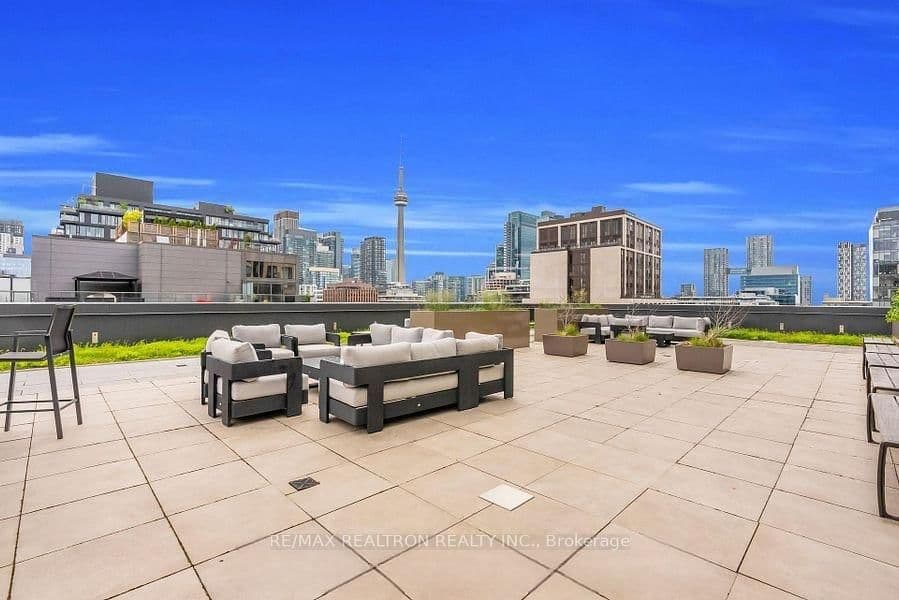 543 Richmond Street W, Unit 1427 thumbnail 16