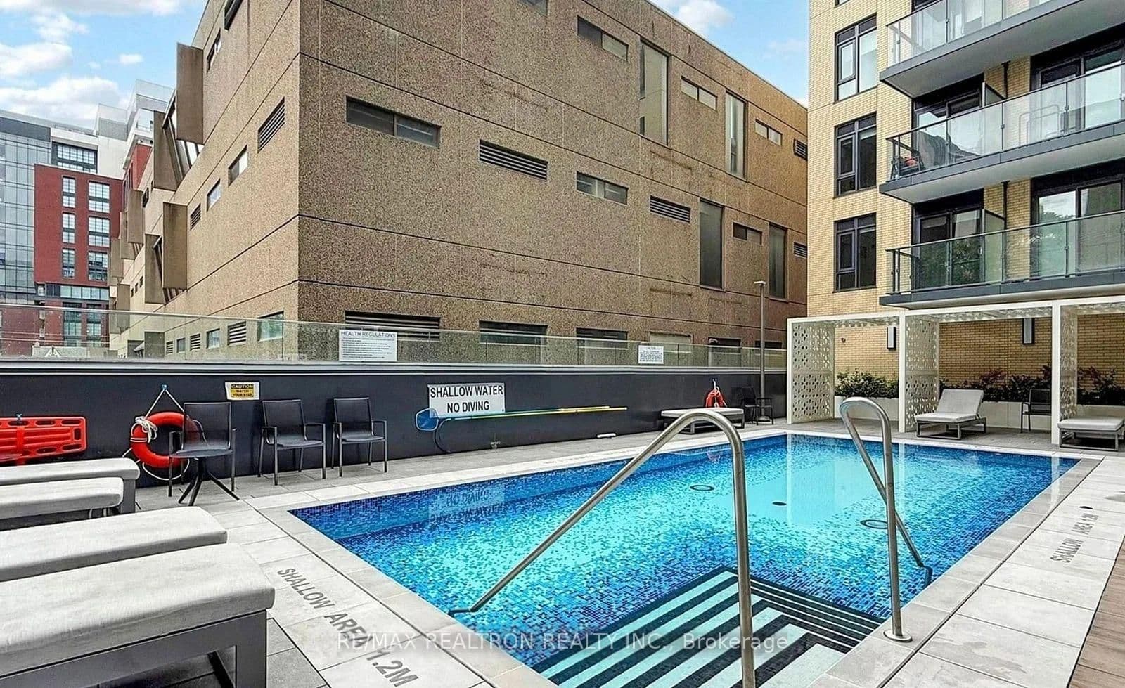 543 Richmond Street W, Unit 1427 thumbnail 18