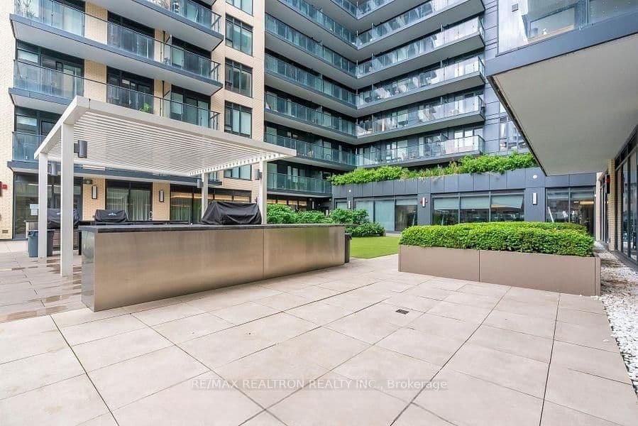 543 Richmond Street W, Unit 1427 thumbnail 21