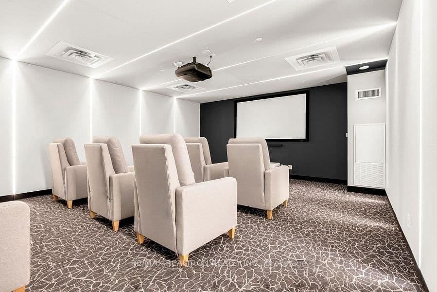 543 Richmond Street W, Unit 1427 thumbnail 32