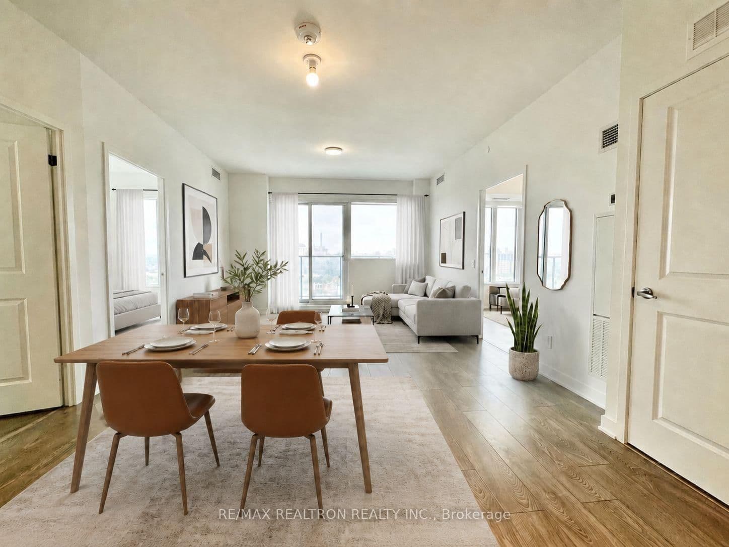 543 Richmond Street W, Unit 1427 thumbnail 9