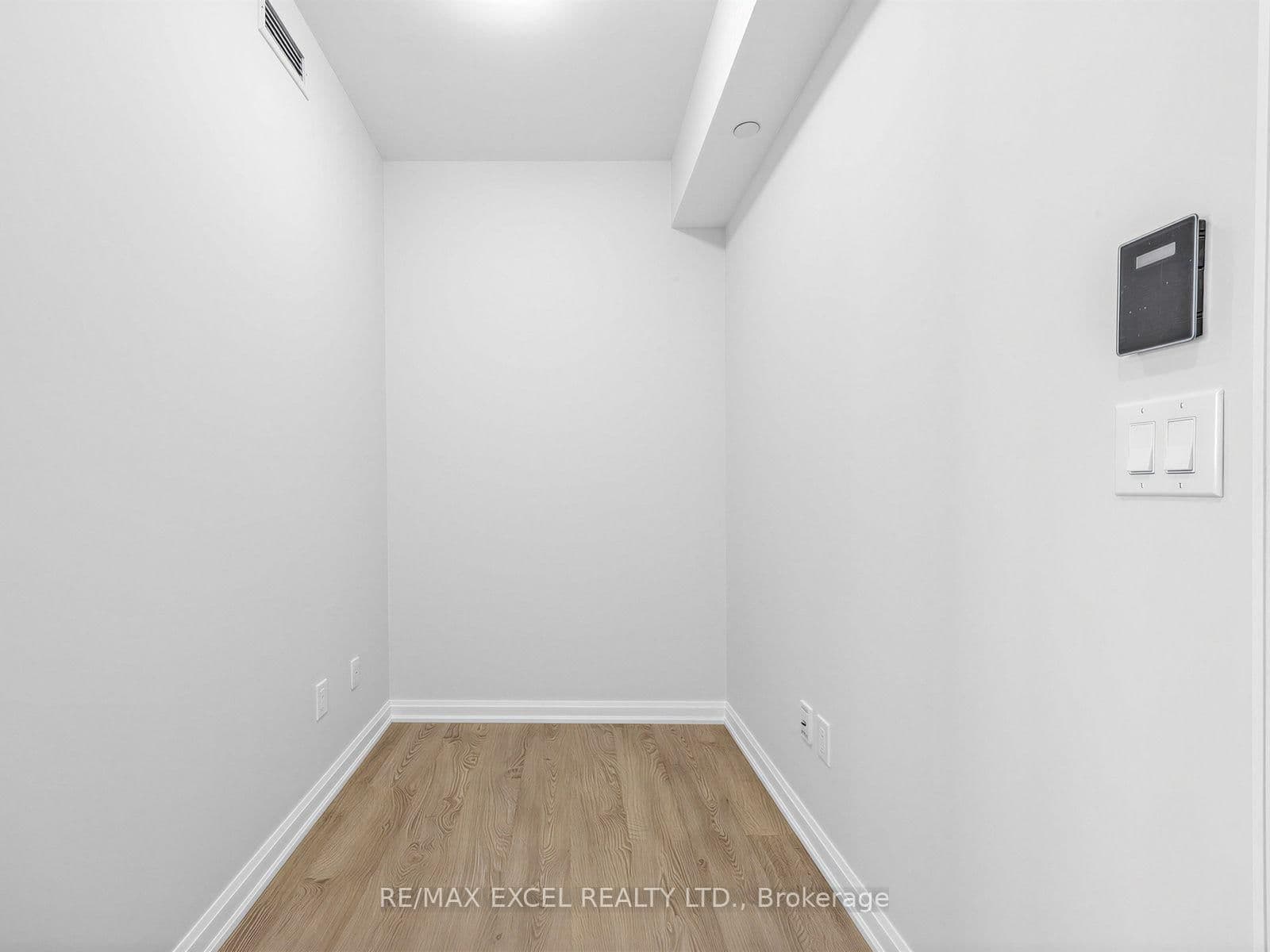11 Bogert Avenue, Unit 2403 thumbnail 25