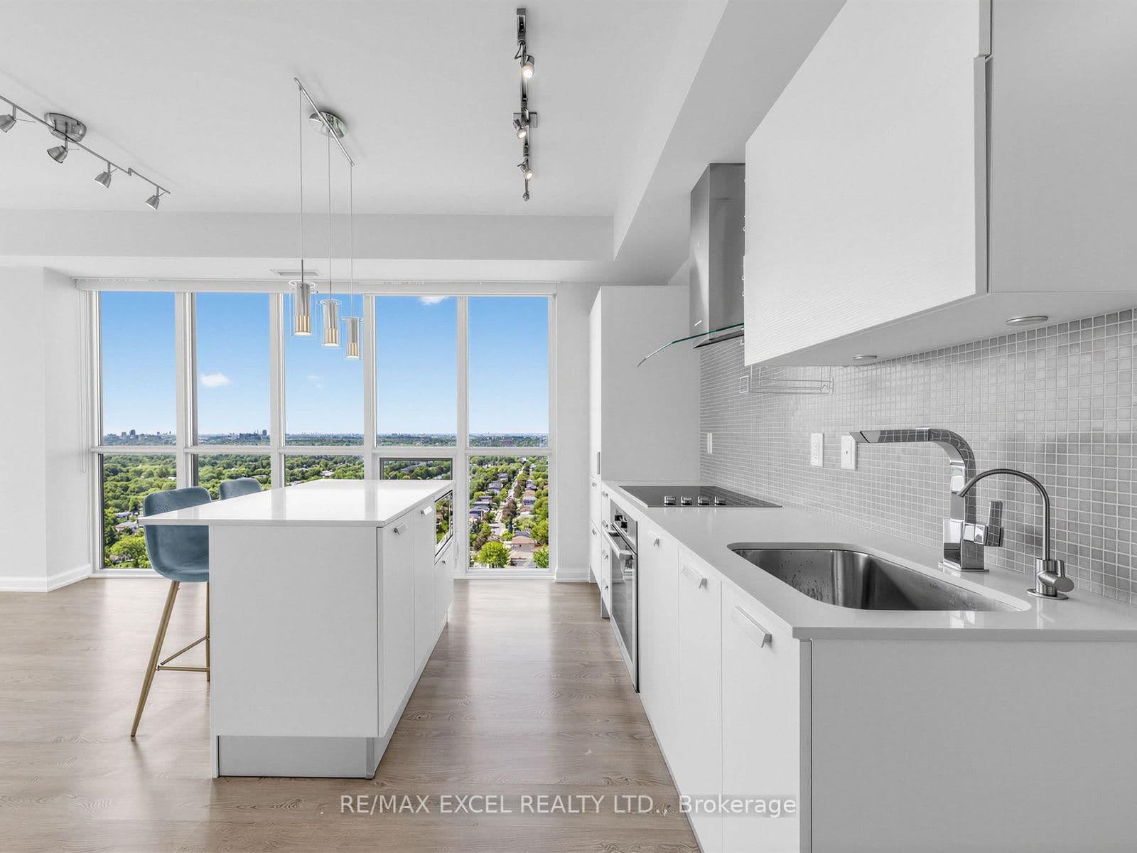 11 Bogert Avenue, Unit 2403 thumbnail 4