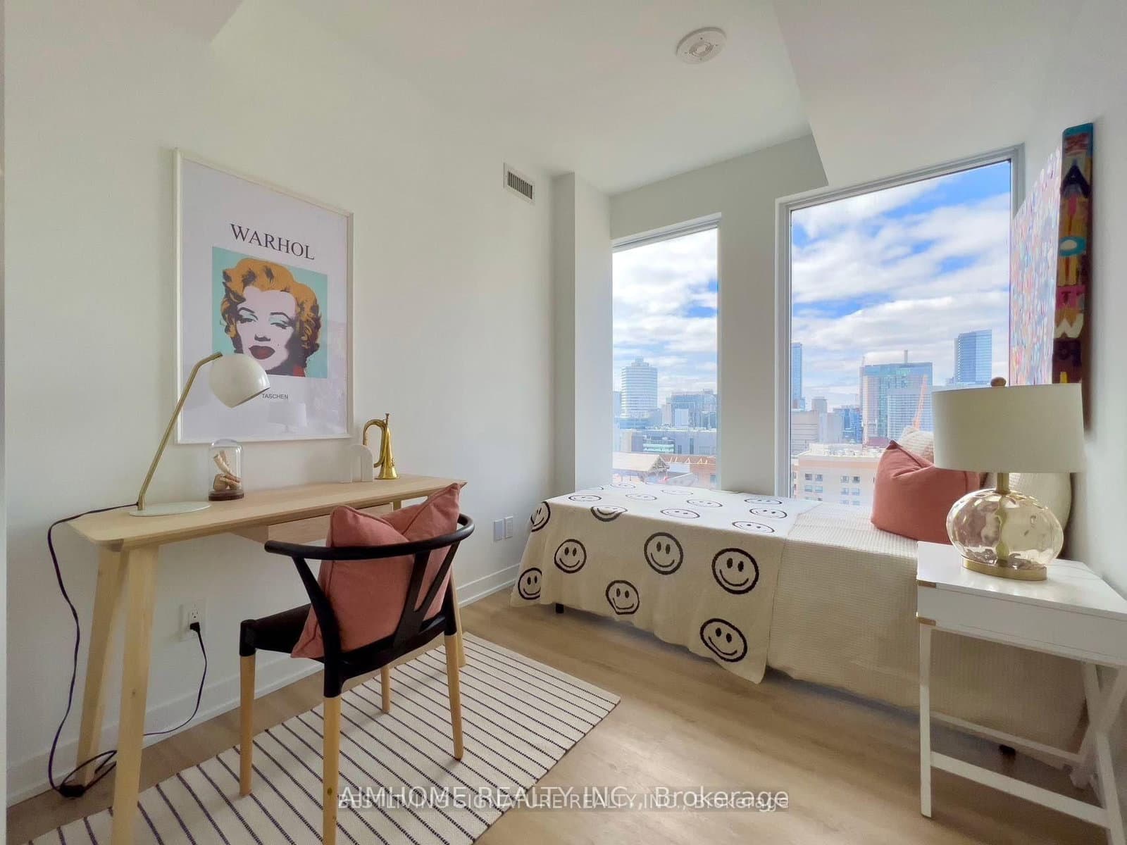 319 Jarvis Street, Unit 1802 thumbnail 13