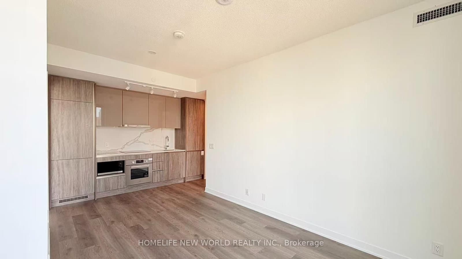 180 Front Street E, Unit 3612 thumbnail 13