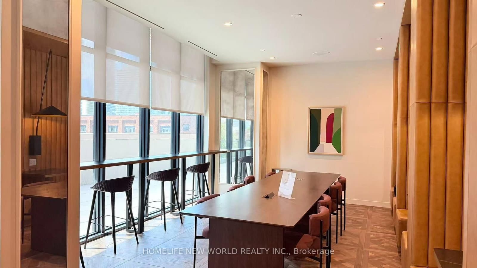 180 Front Street E, Unit 3612 thumbnail 32