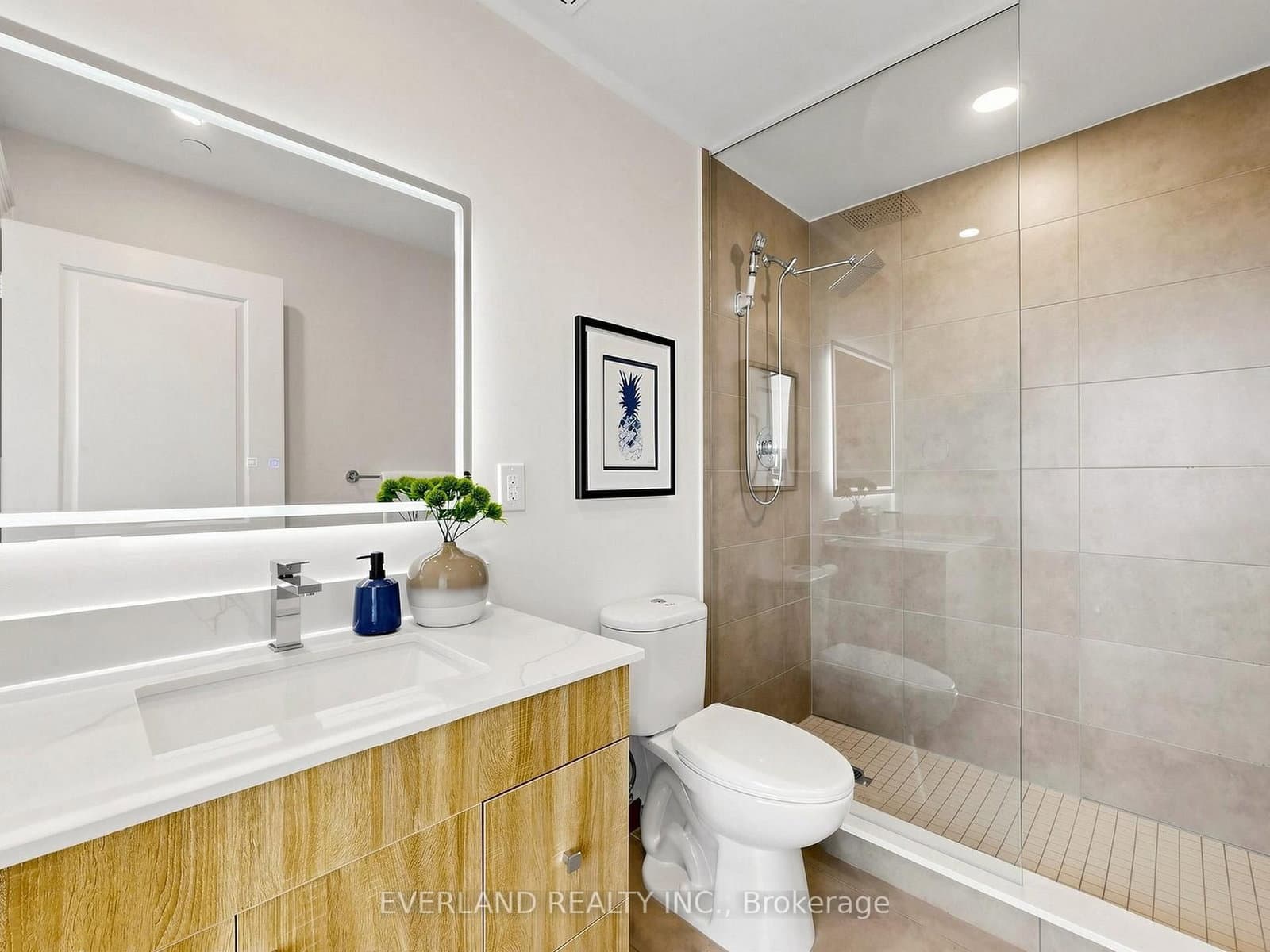 88 Sheppard Avenue E, Unit 2307 thumbnail 8