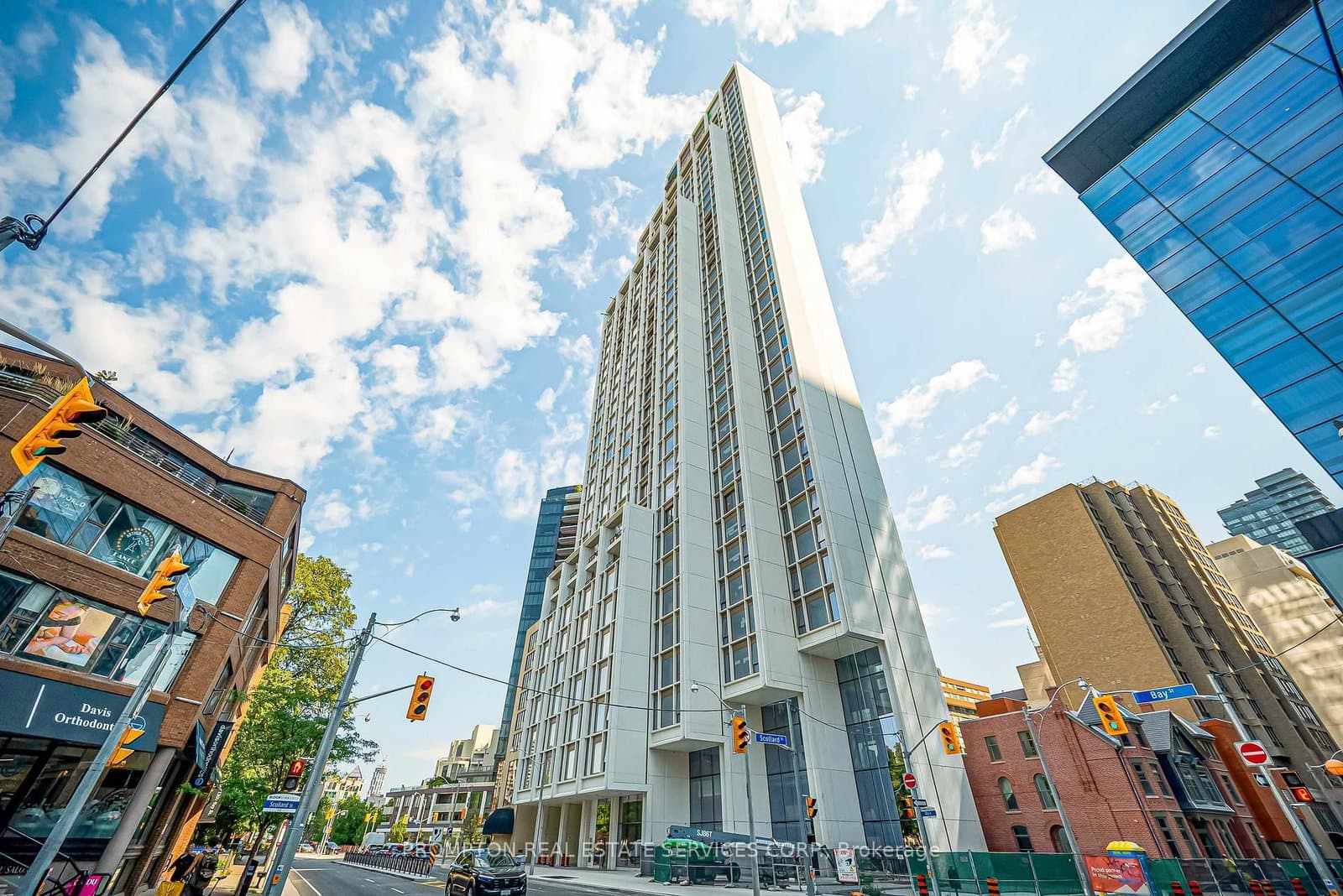1315 Bay st Street, Unit 3302 thumbnail 17