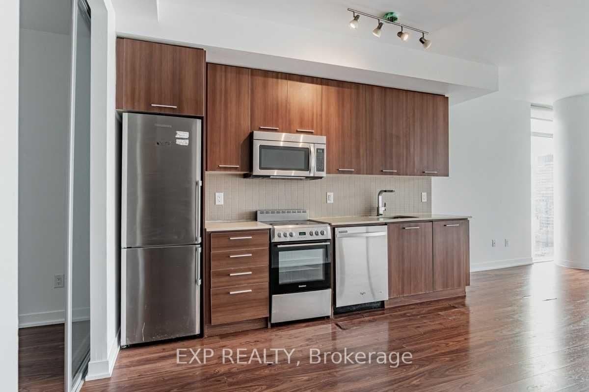 105 George Street, Unit 1311 thumbnail 3