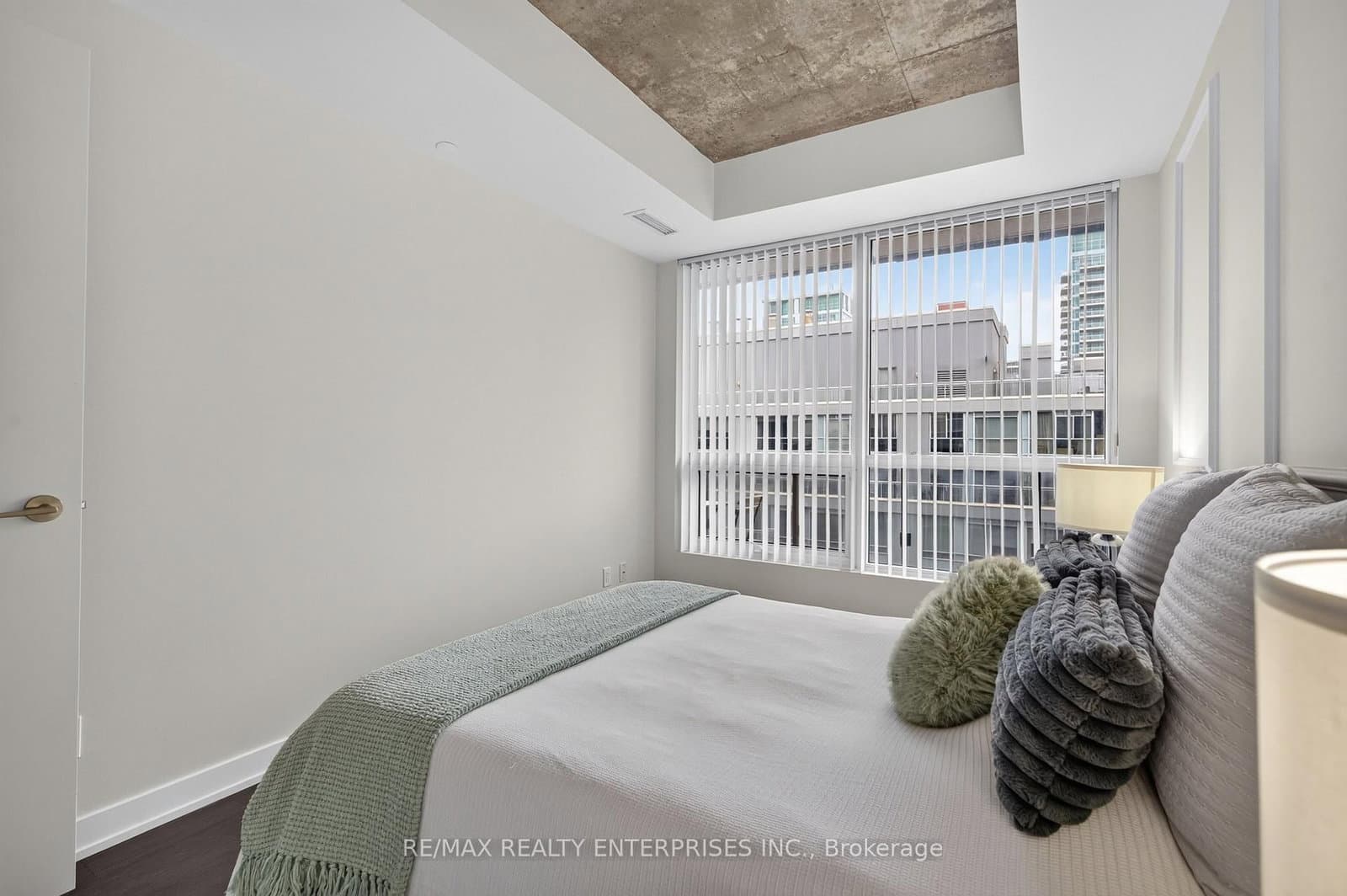 1030 King Street W, Unit 942 thumbnail 15