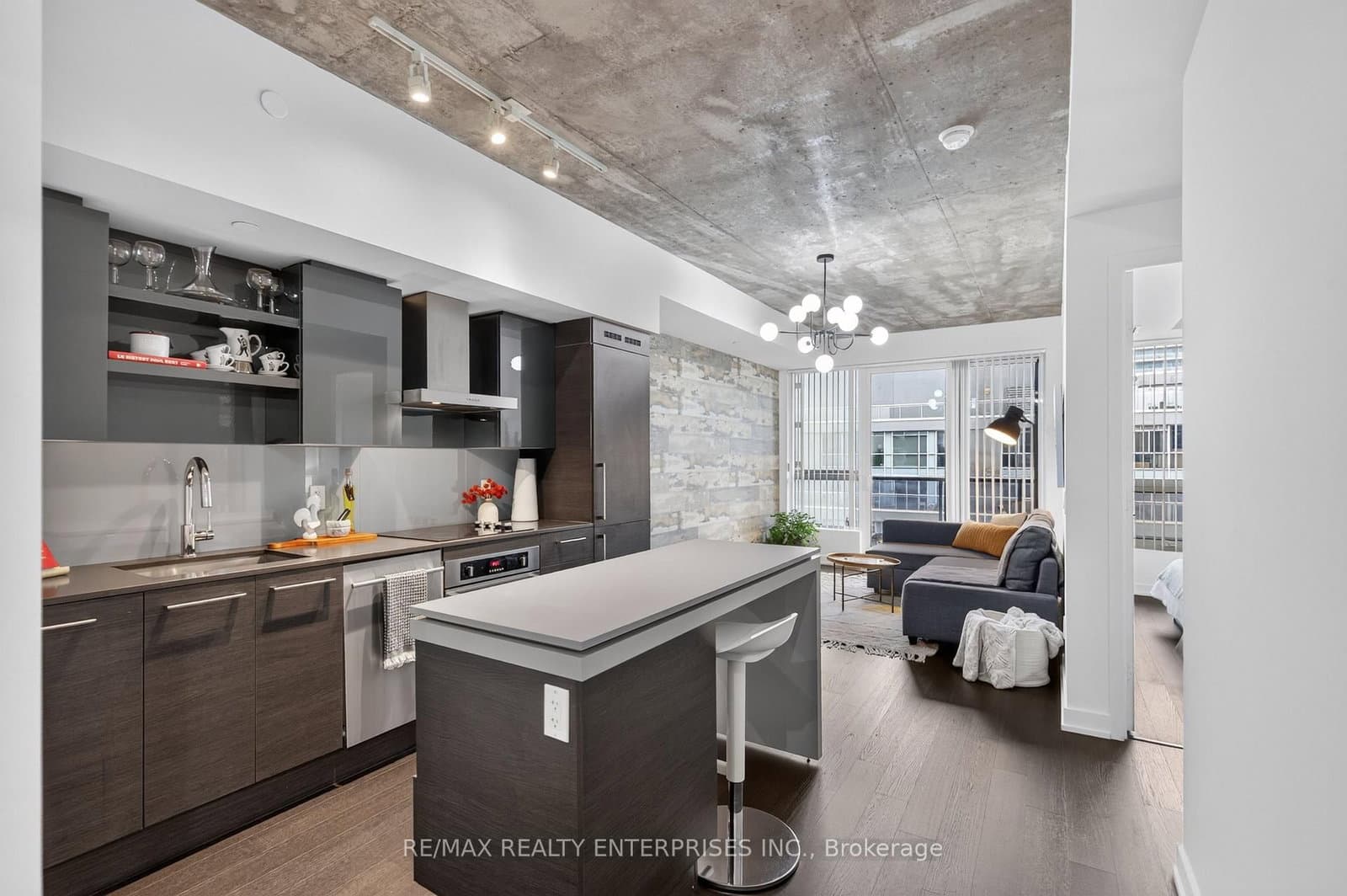 1030 King Street W, Unit 942 thumbnail 2