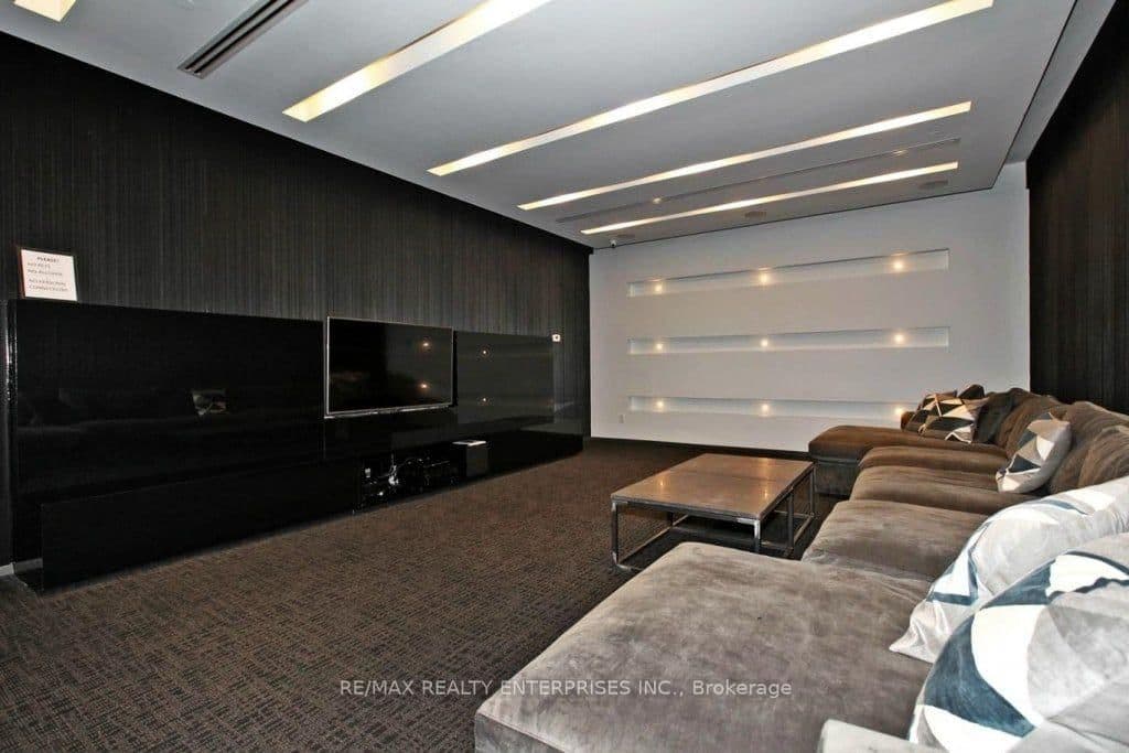 1030 King Street W, Unit 942 thumbnail 42