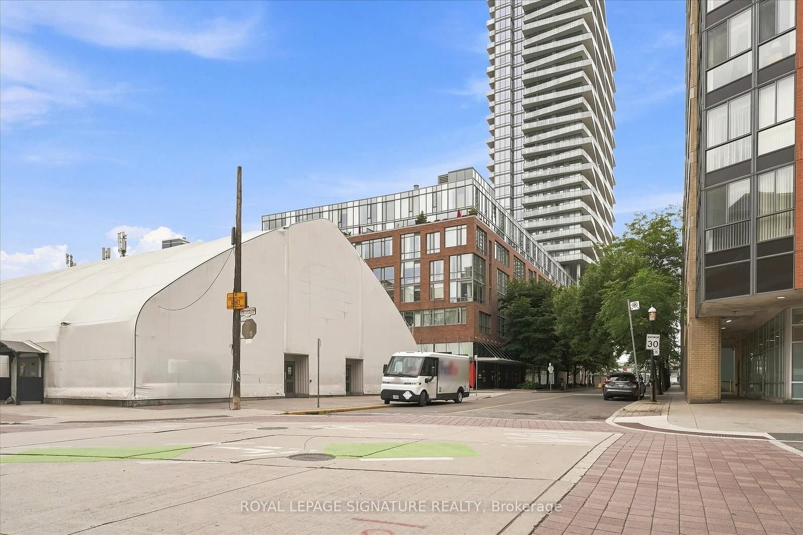 3 Market Street, Unit 421 thumbnail 32
