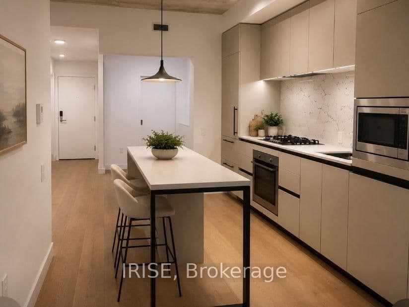 1720 Bayview Avenue, Unit 217 thumbnail 6
