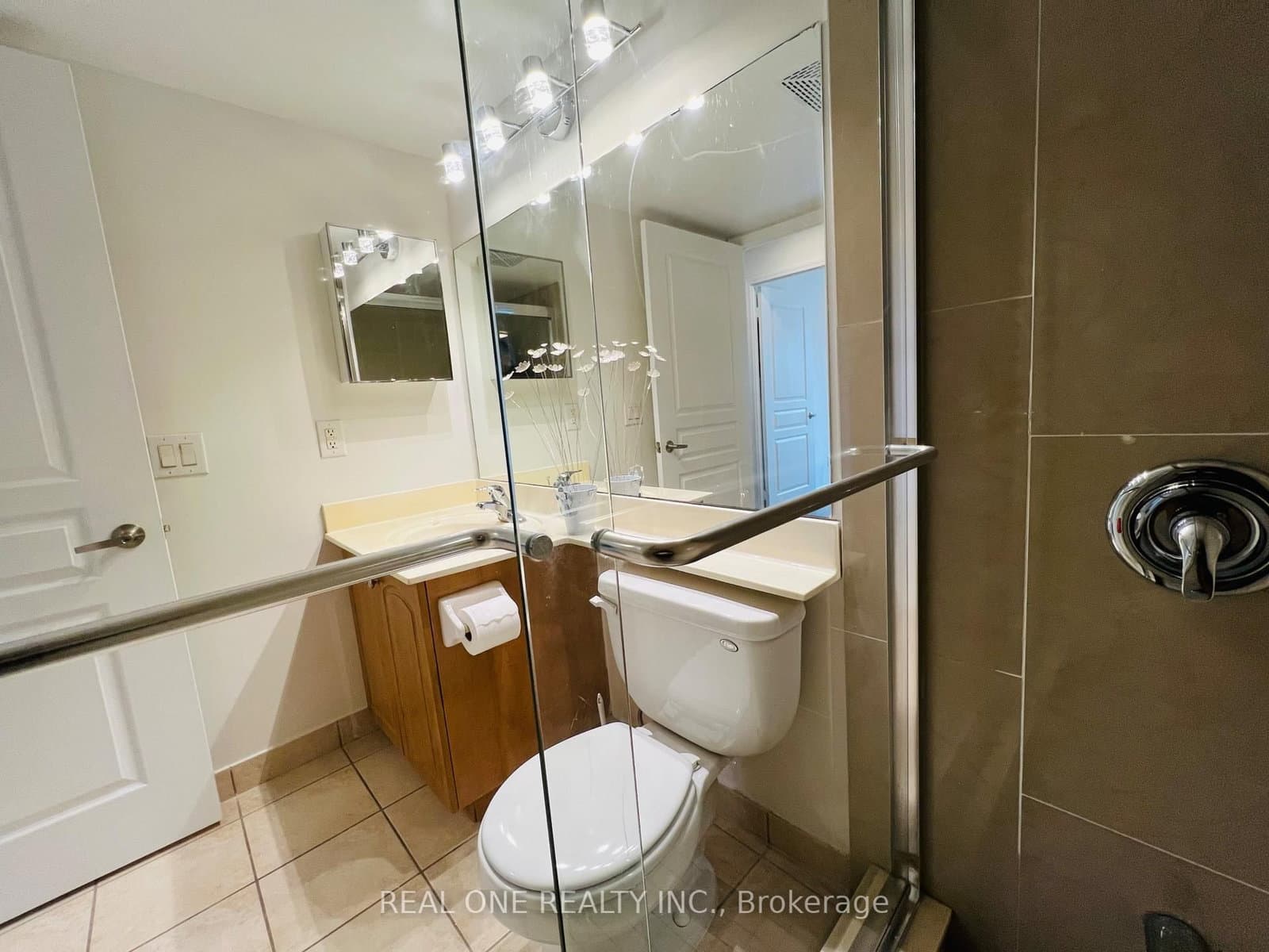 503 Beecroft Road, Unit 801 thumbnail 25