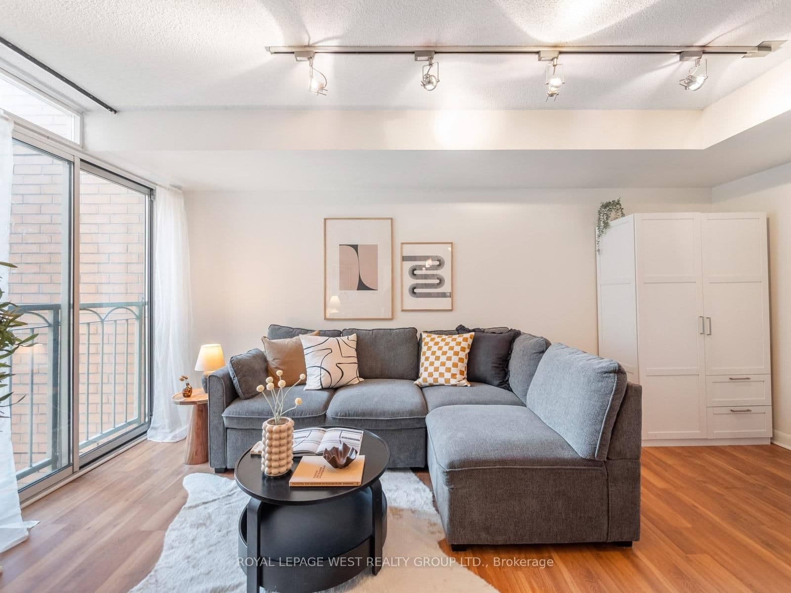 313 Richmond Street E, Unit 1453 thumbnail 30