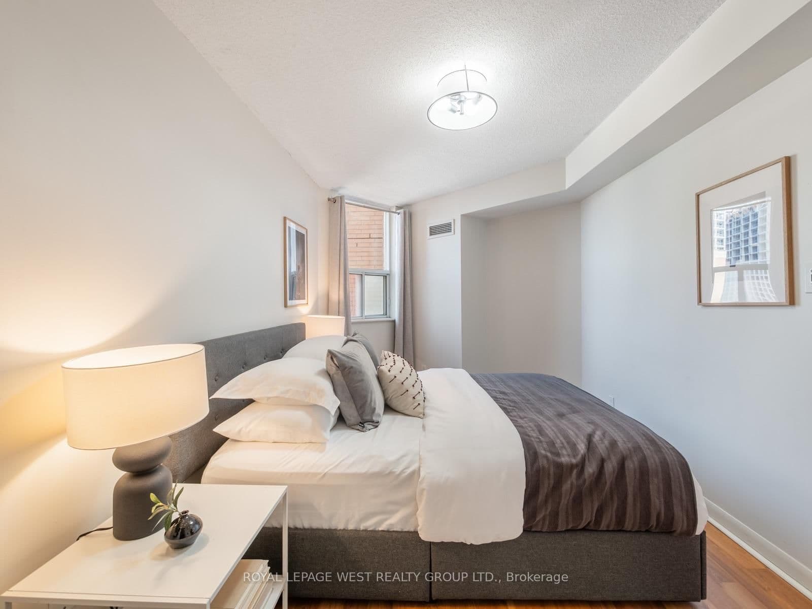 313 Richmond Street E, Unit 1453 thumbnail 33