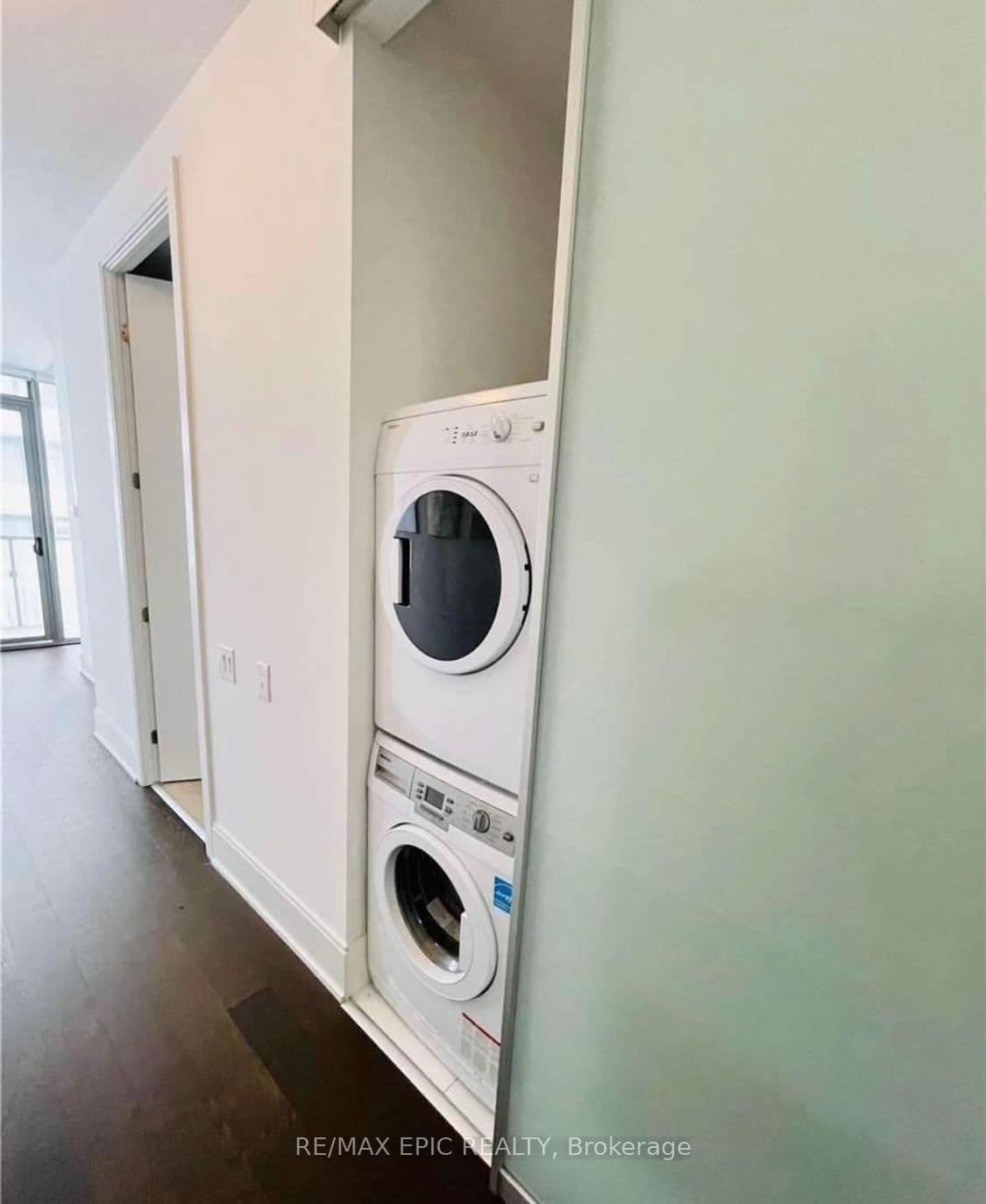 50 Charles Street E, Unit 4705 thumbnail 7