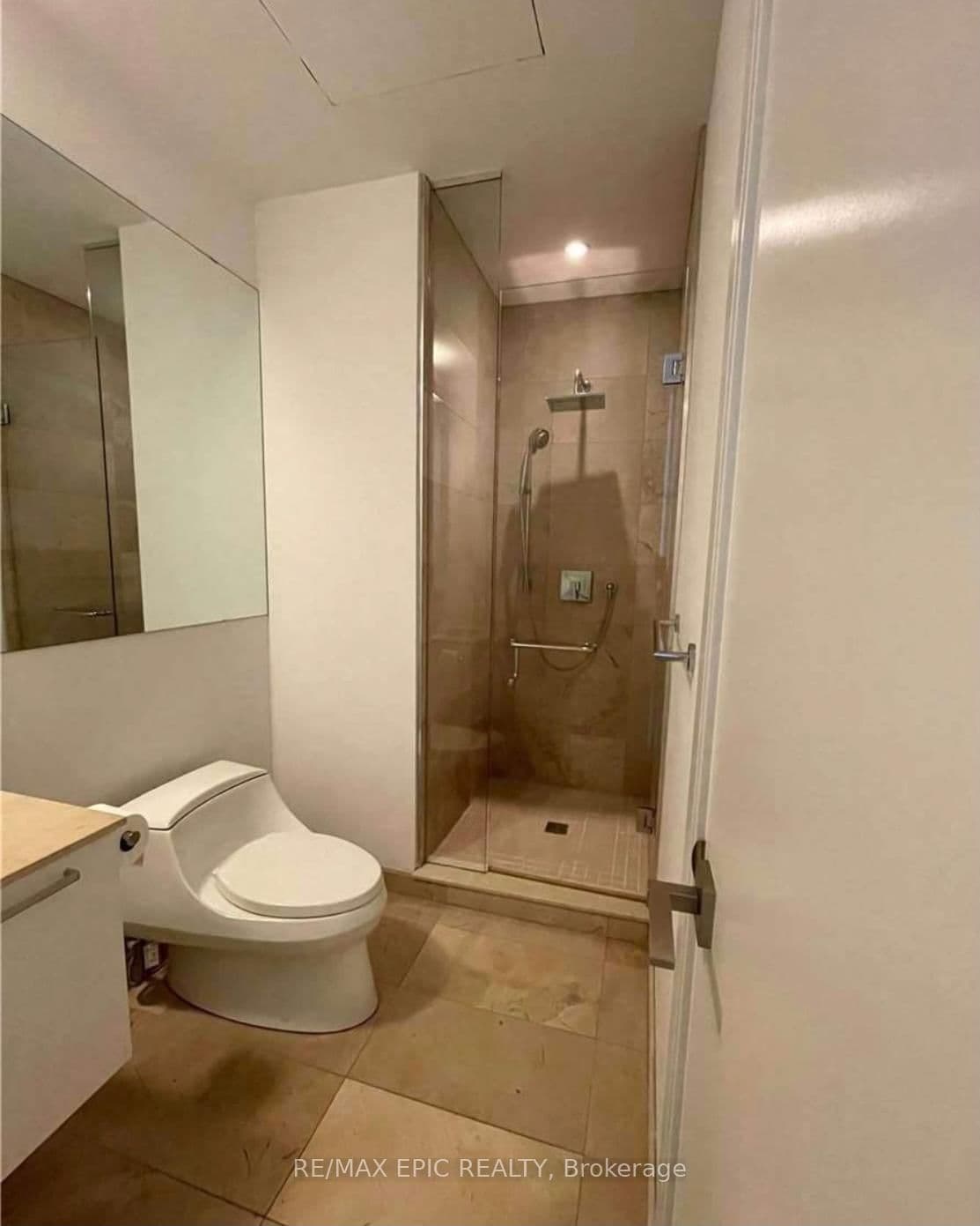50 Charles Street E, Unit 4705 thumbnail 8