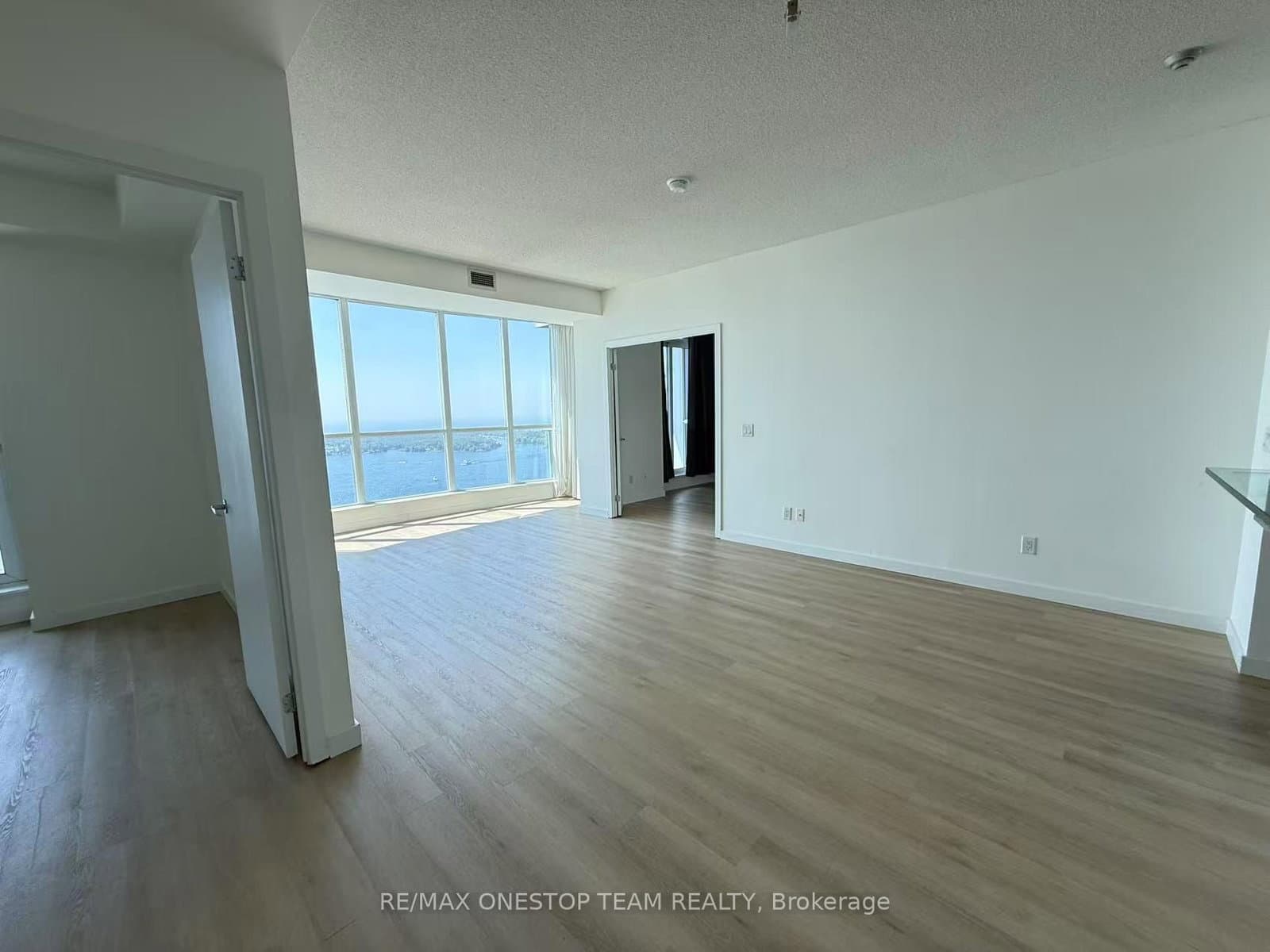 208 Queens Quay W, Unit 3506 thumbnail 3