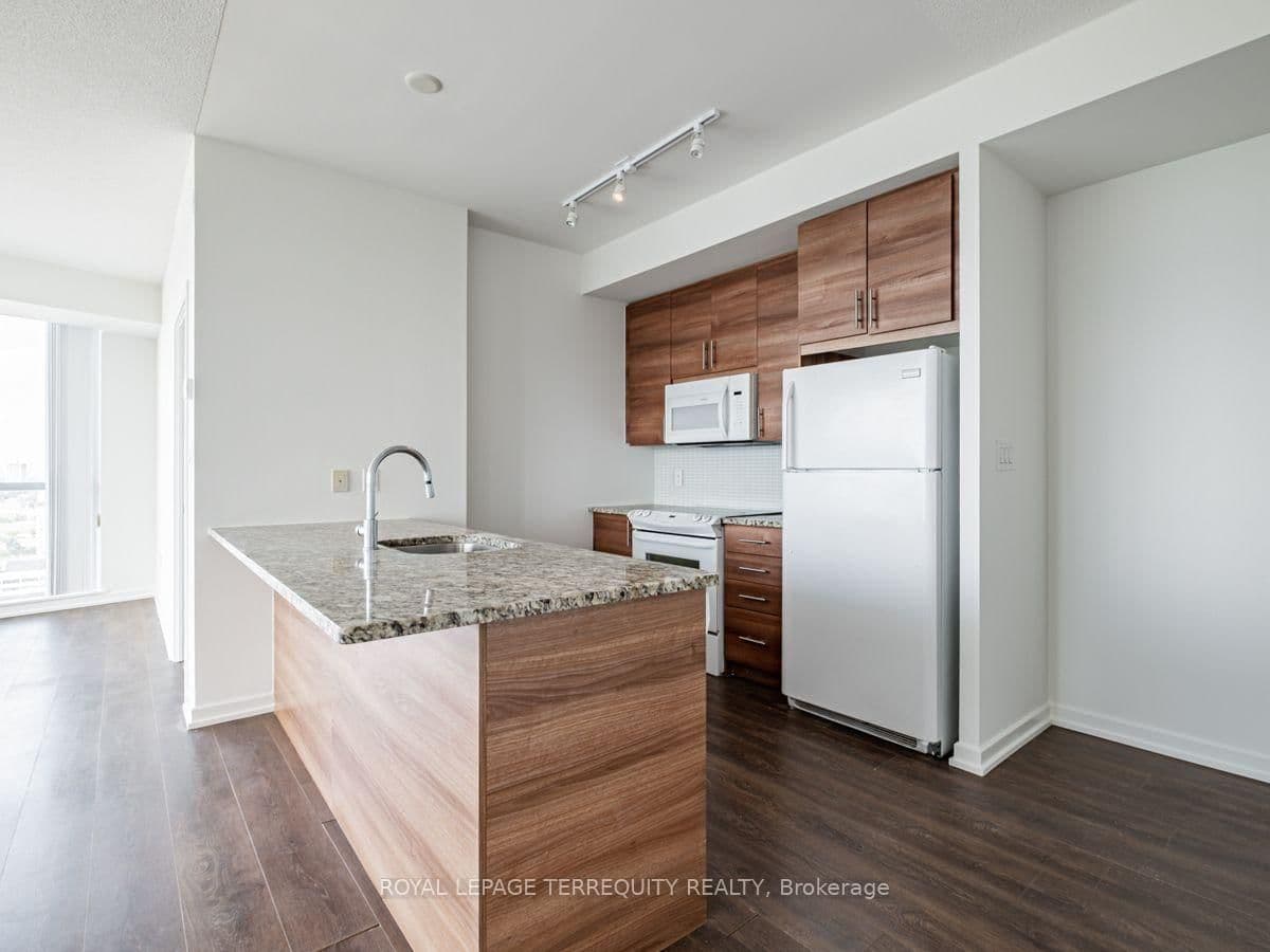 70 Forest Manor Road, Unit 2008 thumbnail 11