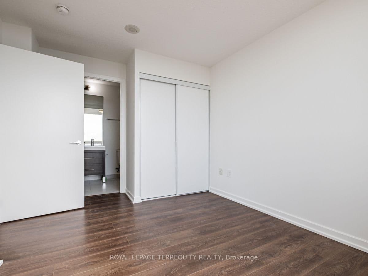 70 Forest Manor Road, Unit 2008 thumbnail 24