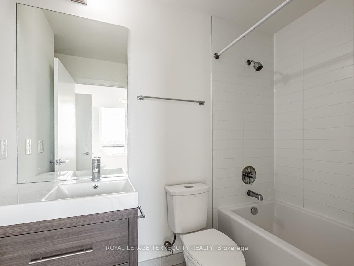 70 Forest Manor Road, Unit 2008 thumbnail 25