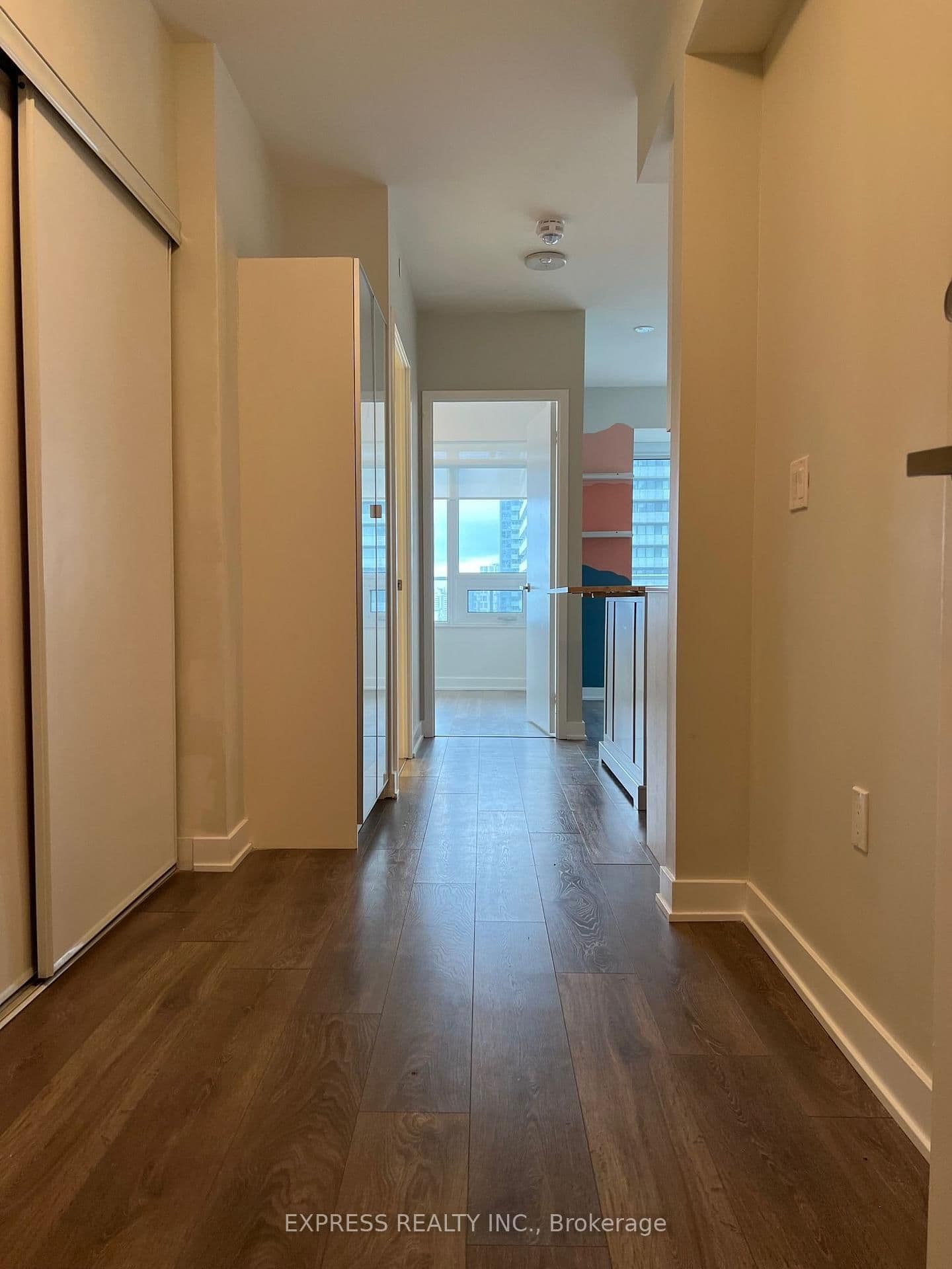 195 Redpath Avenue, Unit 2306 thumbnail 16