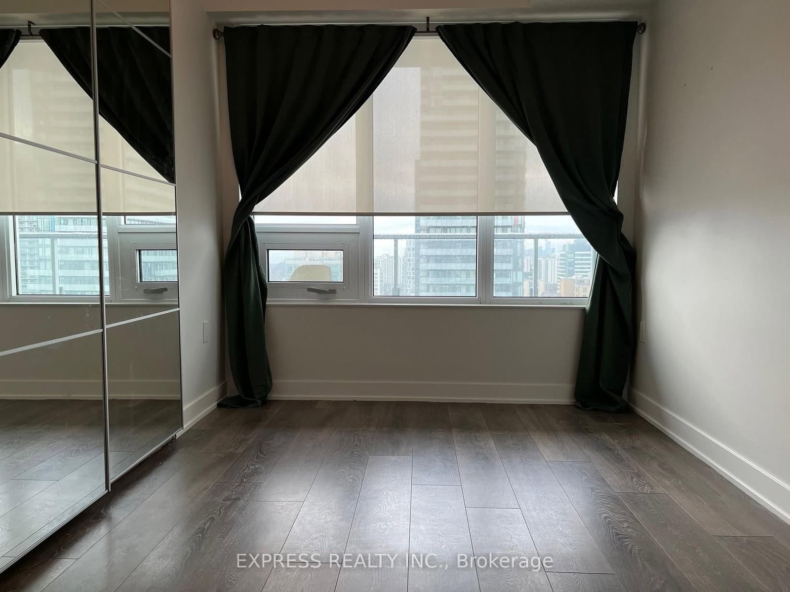 195 Redpath Avenue, Unit 2306 thumbnail 3