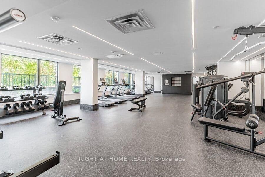 500 Wilson Avenue, Unit 423 thumbnail 18