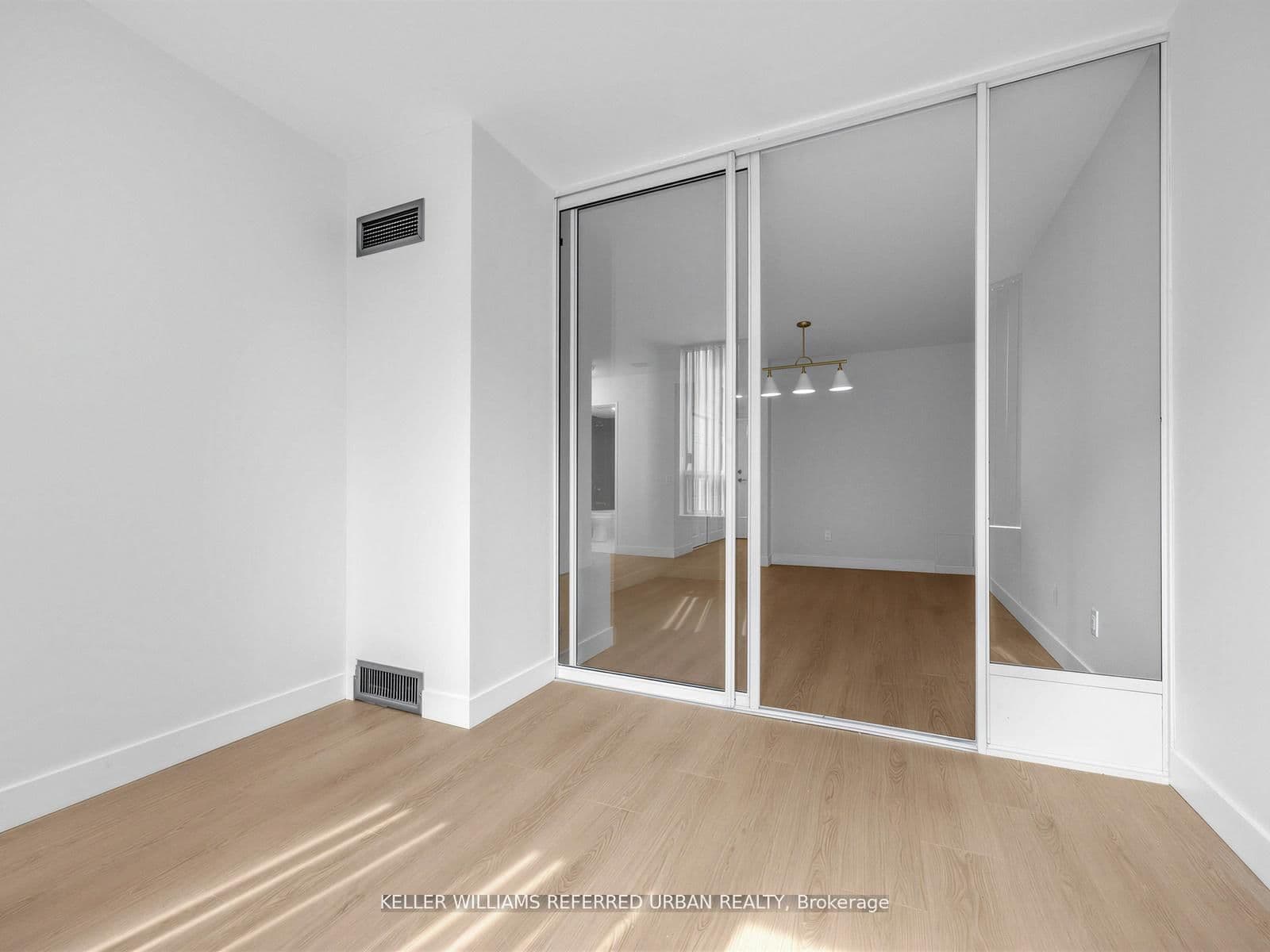 7 Bishop Avenue, Unit 217 thumbnail 13