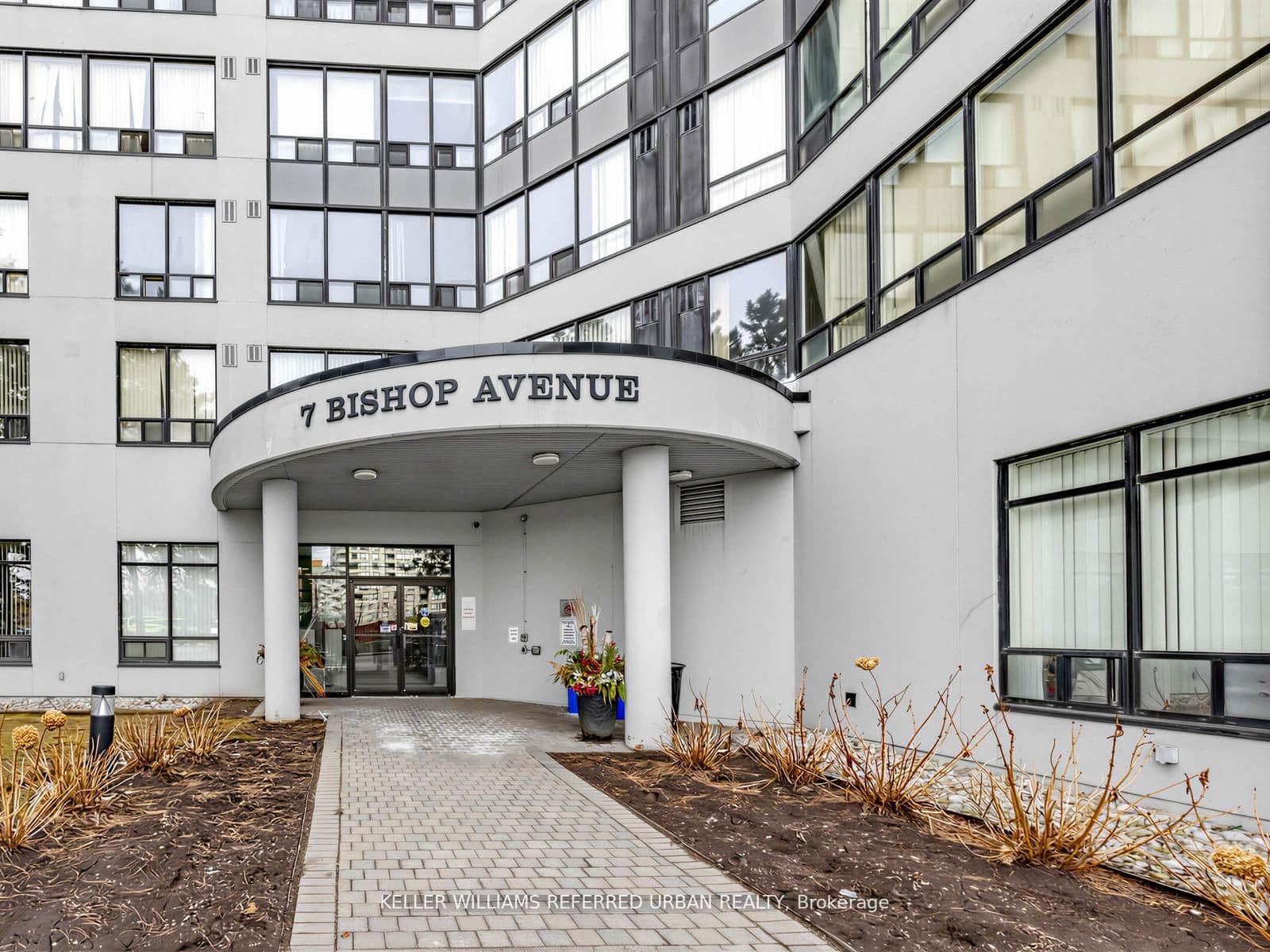 7 Bishop Avenue, Unit 217 thumbnail 2