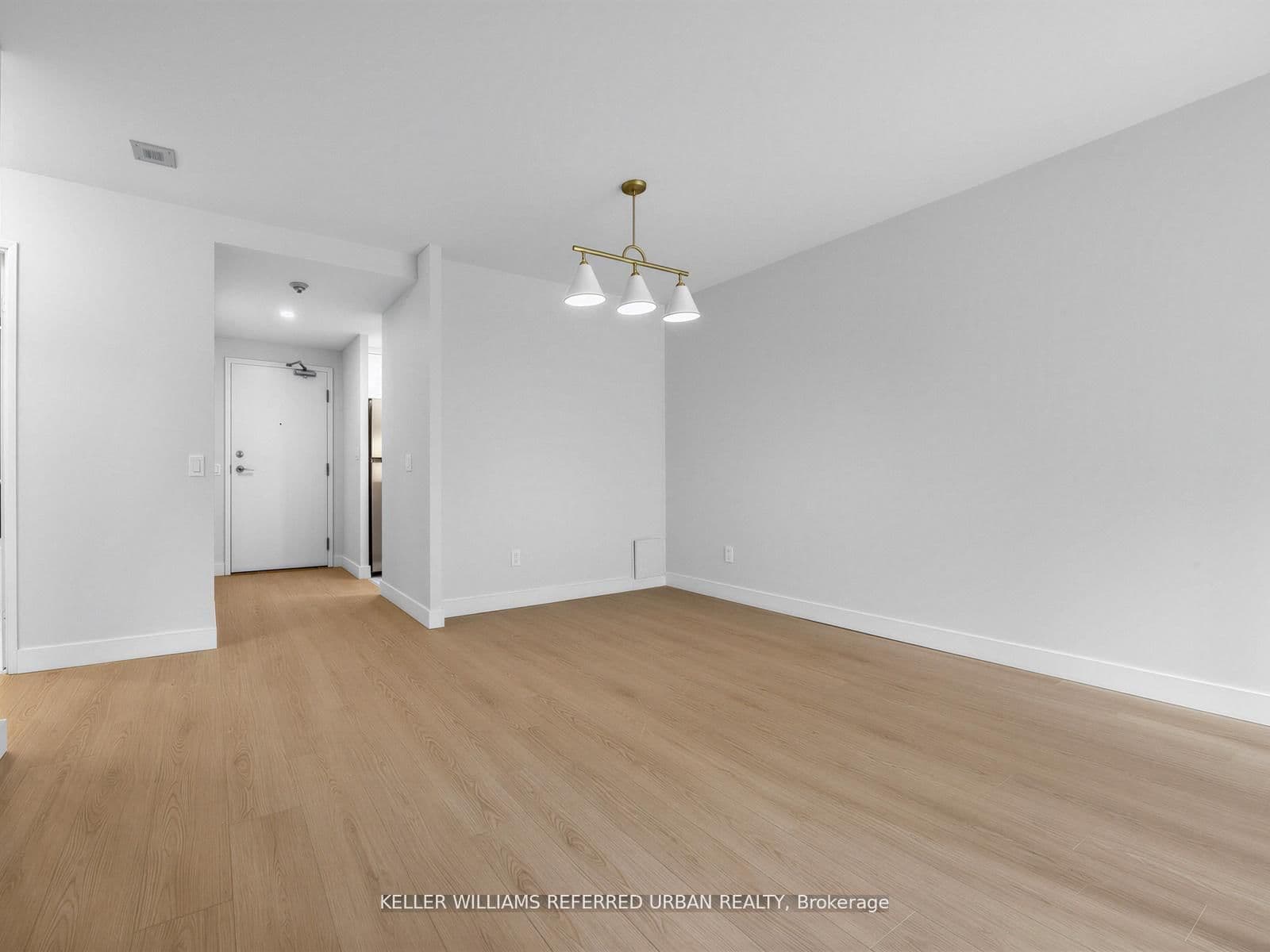 7 Bishop Avenue, Unit 217 thumbnail 8